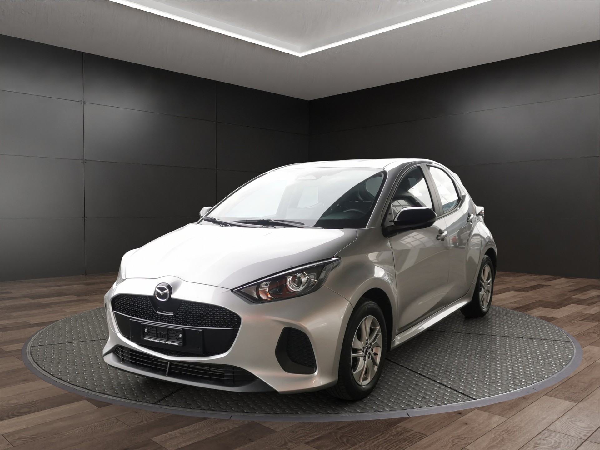 MAZDA 2 Hybrid Centre-line-showroom-element-1