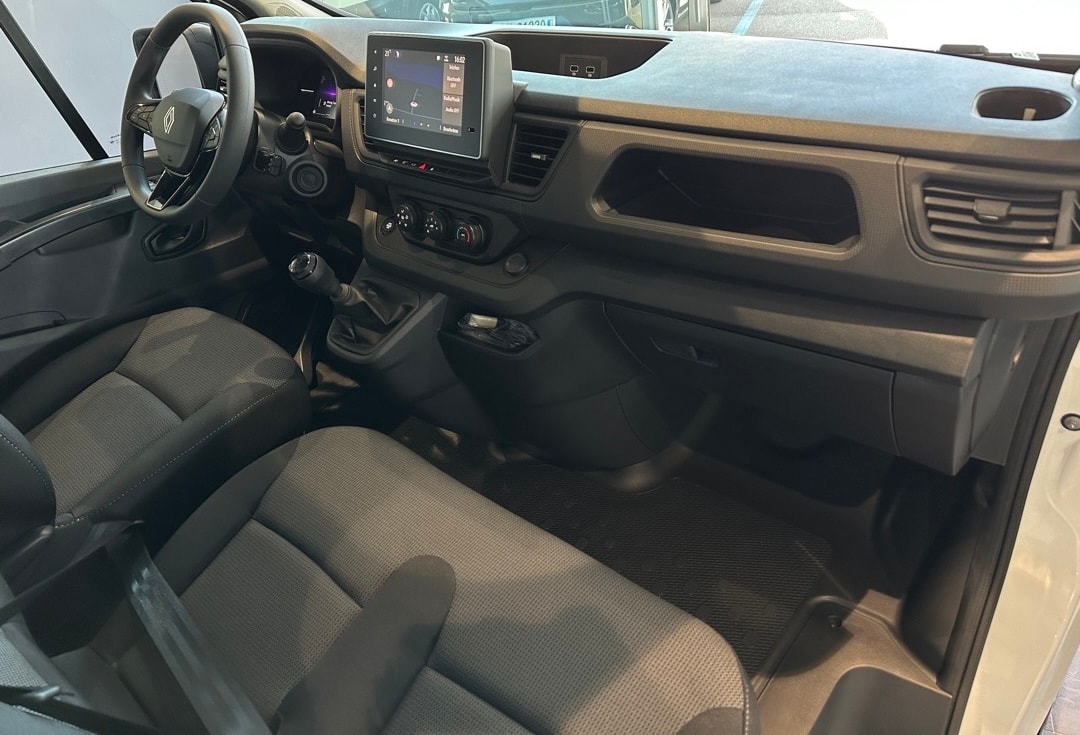 RENAULT Trafic 2.0 Blue dCi 130 Advance L1H1 EN-image-8