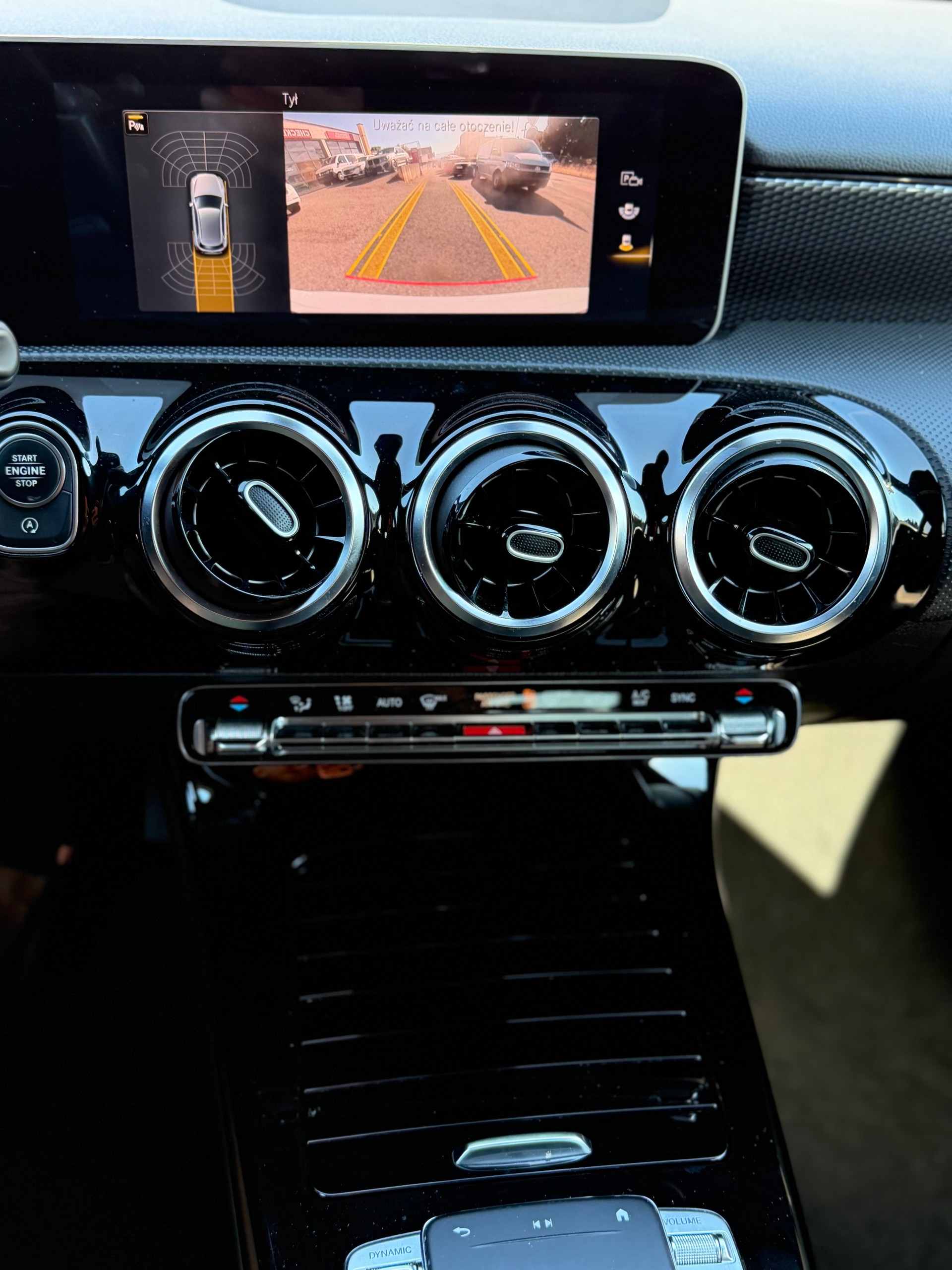 MERCEDES-BENZ A 180 d-image-7