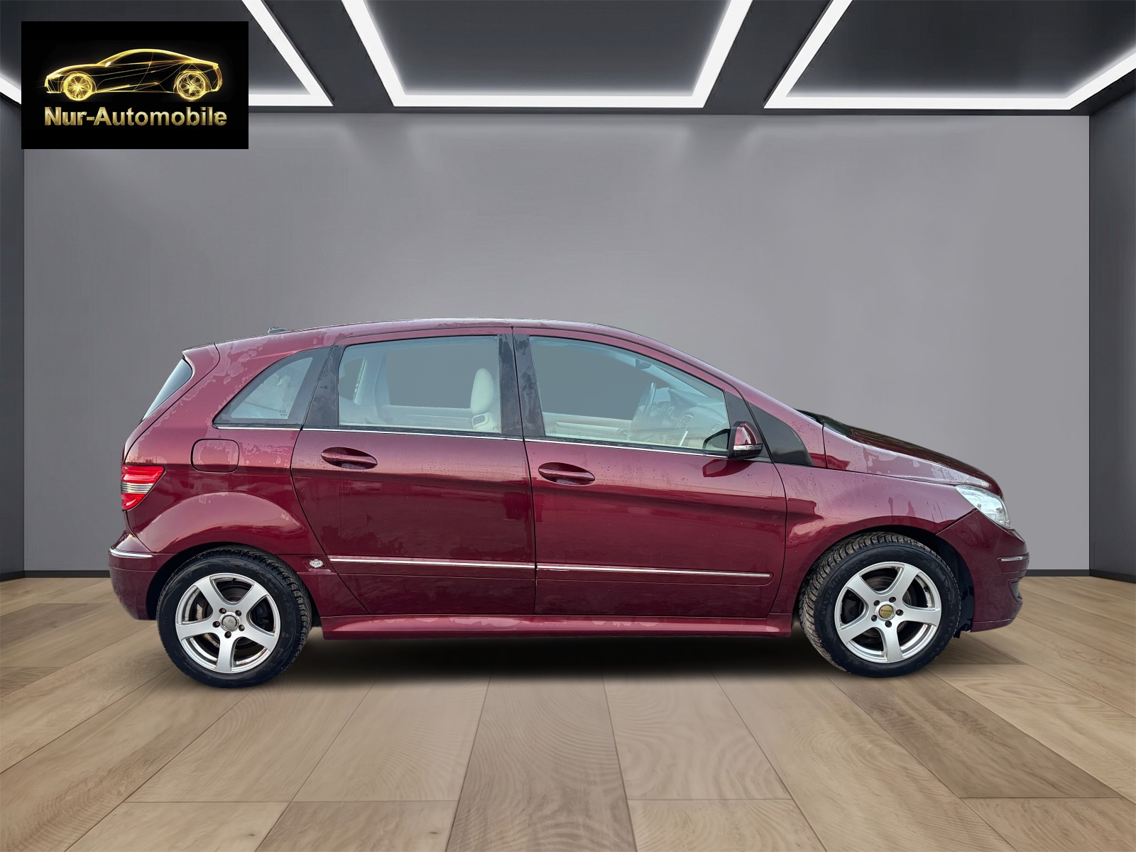 MERCEDES-BENZ B 180-image-4