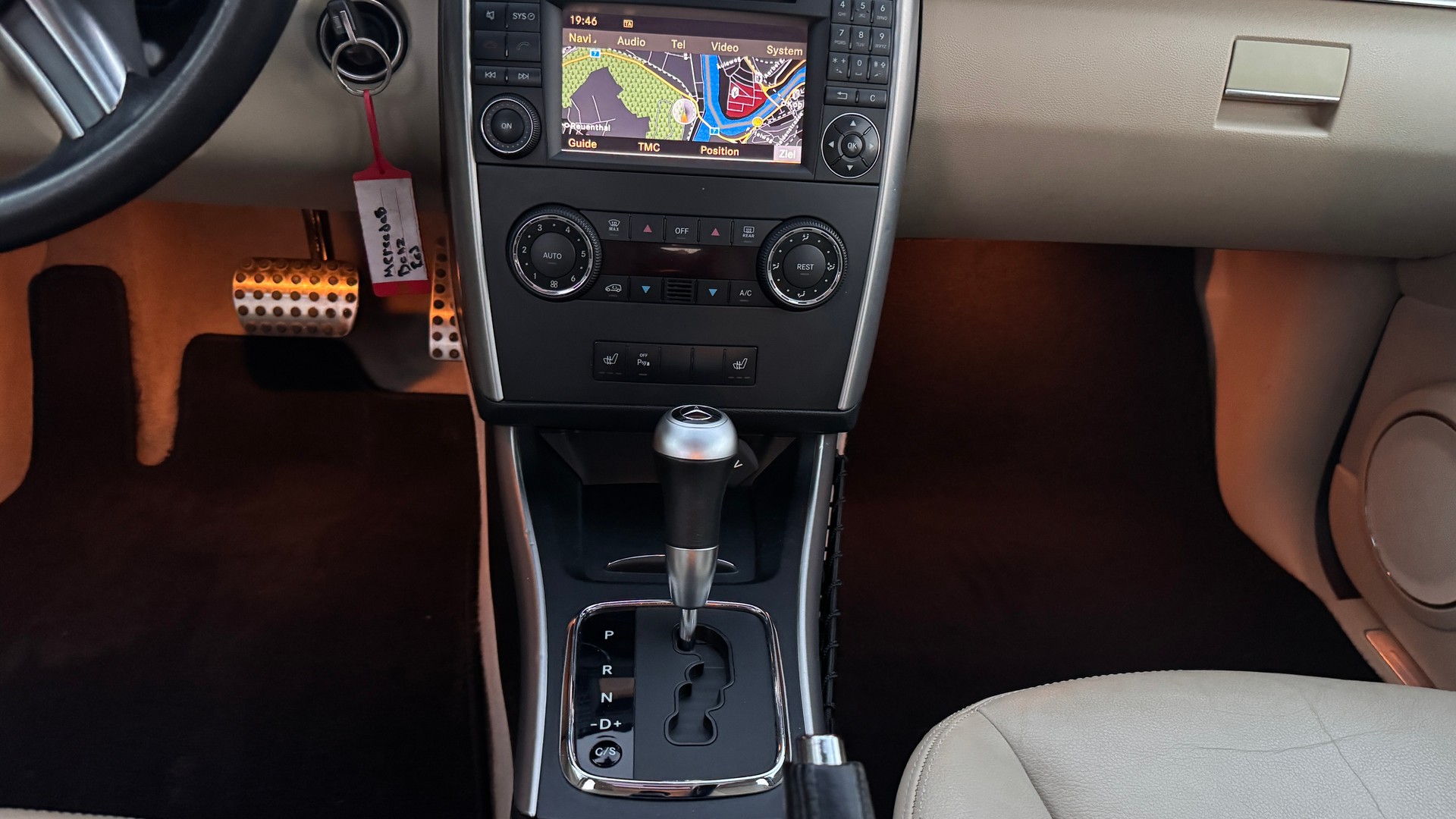 MERCEDES-BENZ B 180-image-20