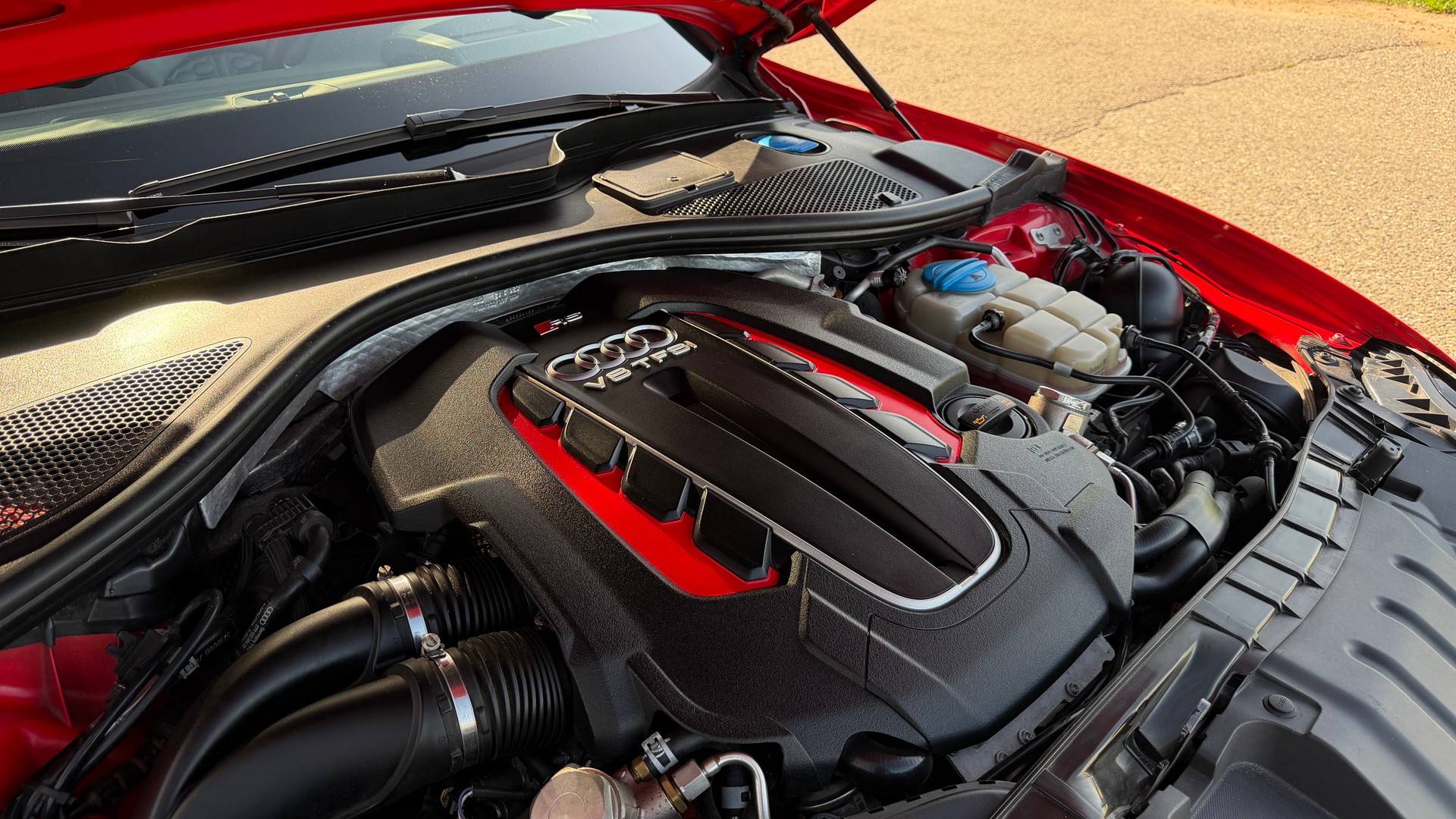 AUDI RS6 Avant 4.0 TFSI V8 quattro Tiptronic ***Capristo, Tittanforged, Gepfeffert V3 (KW)***-image-11