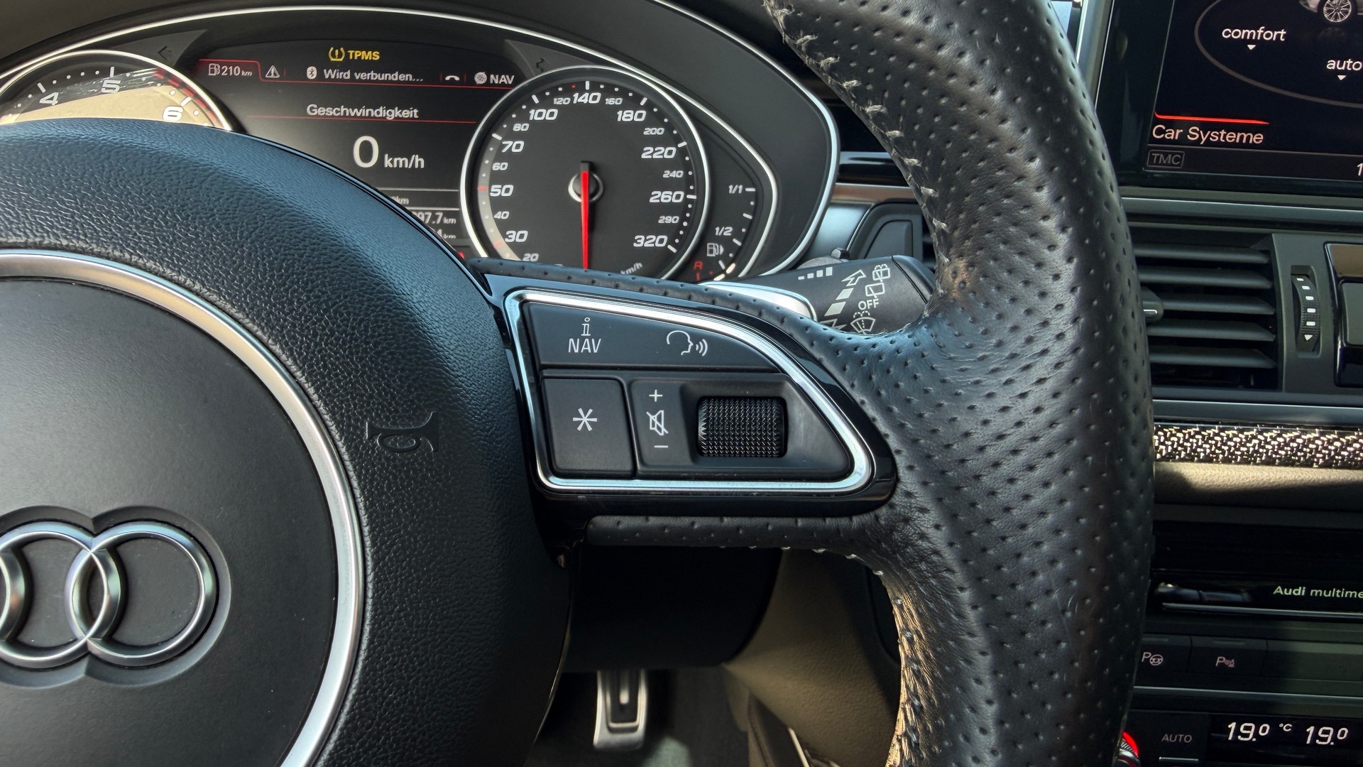 AUDI RS6 Avant 4.0 TFSI V8 quattro Tiptronic ***Capristo, Tittanforged, Gepfeffert V3 (KW)***-image-22
