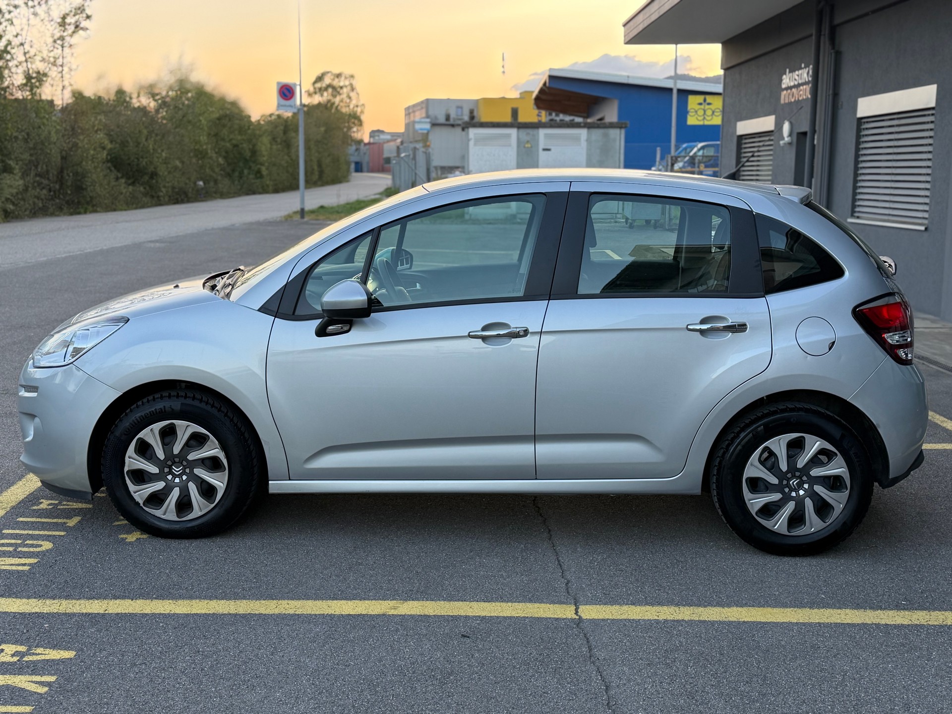 CITROEN C3 1.2i Sélection-image-4