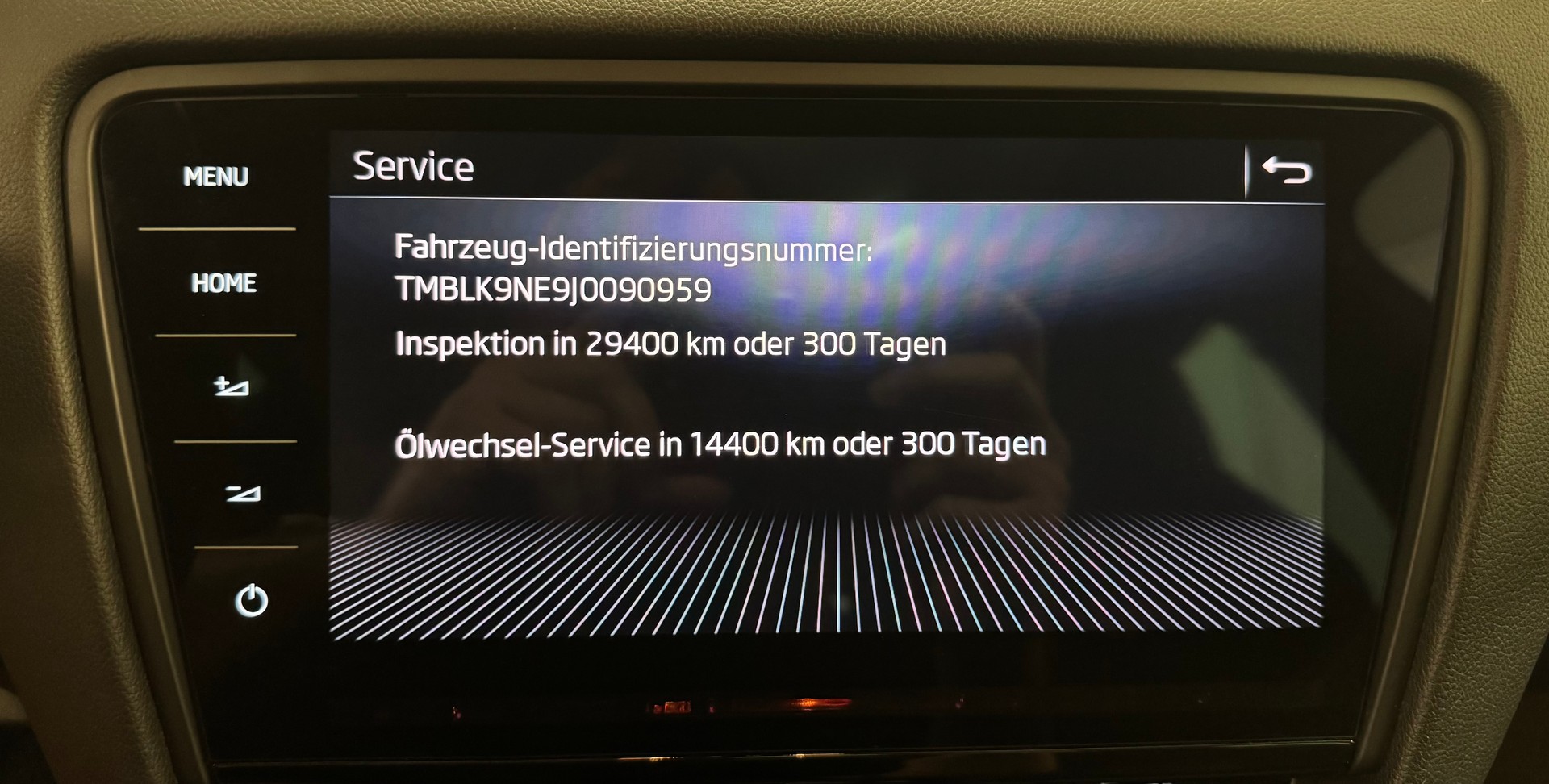 SKODA Octavia Combi 2.0 TDI RS 4x4 DSG-image-14