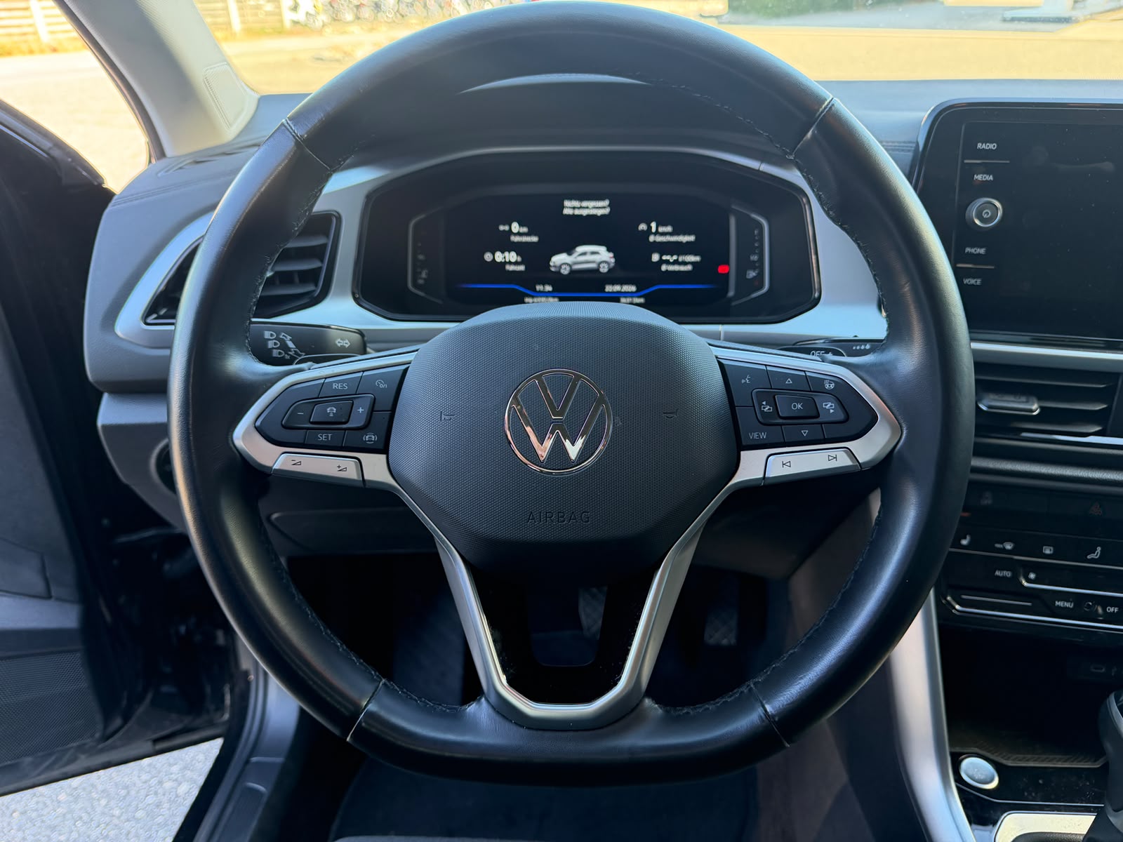 VW T-Roc 1.5 TSI EVO Life United DSG-image-15
