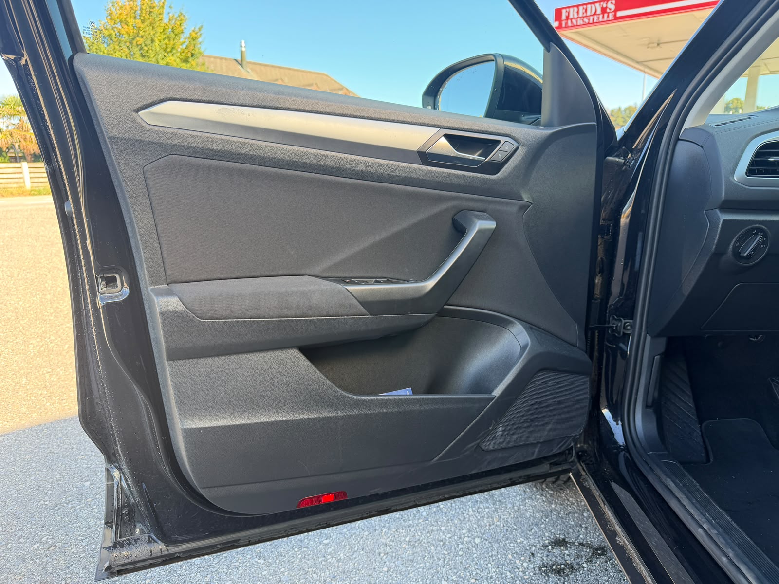 VW T-Roc 1.5 TSI EVO Life United DSG-image-11