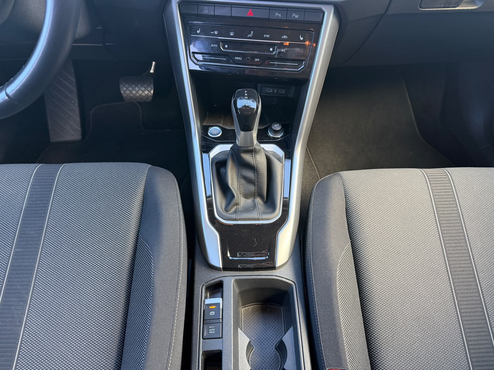 VW T-Roc 1.5 TSI EVO Life United DSG-image-19