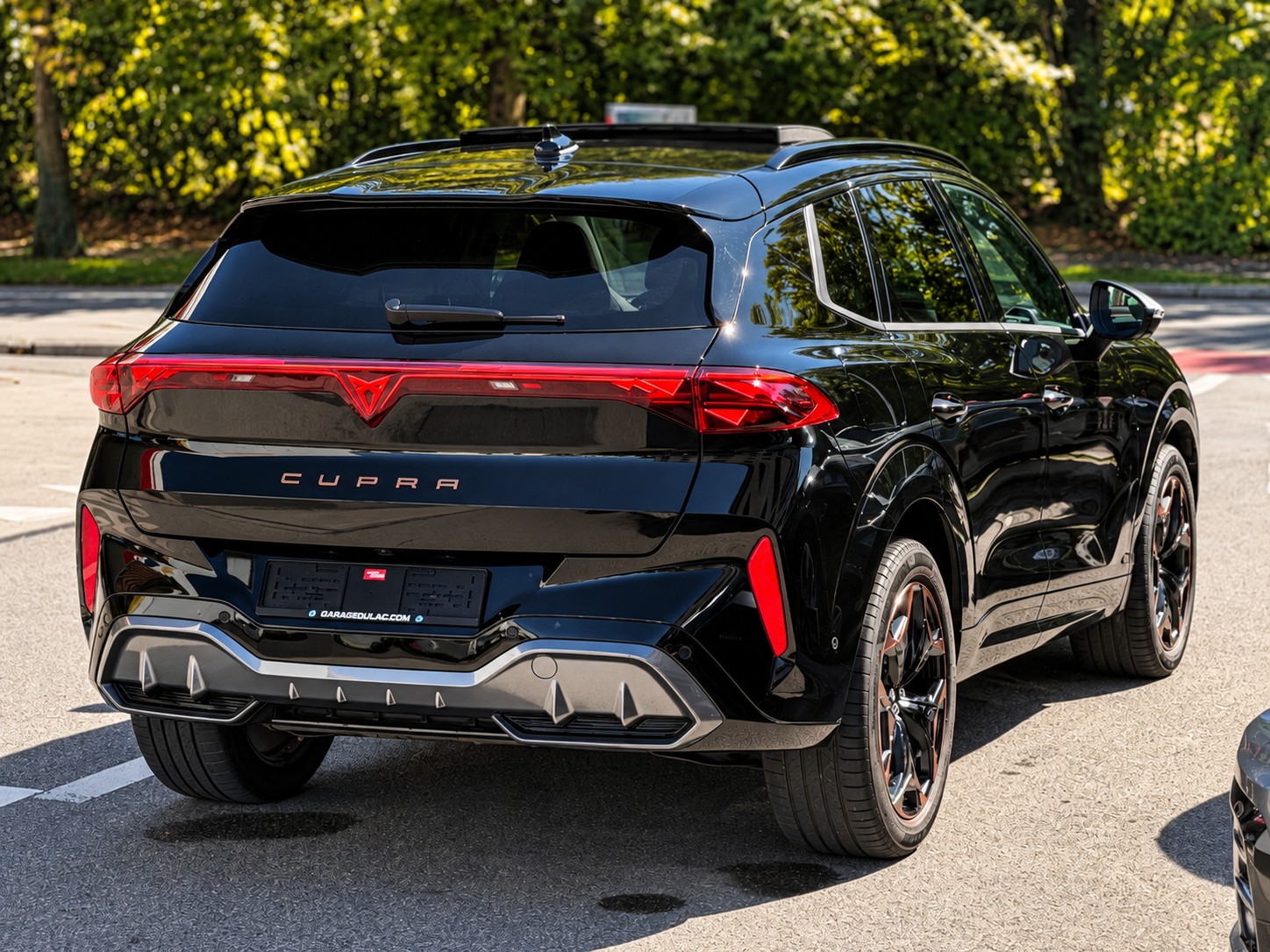 CUPRA Terramar 1.5 eHybrid DSG VZ Toit Ouvrant VERSION SUISSE-image-7