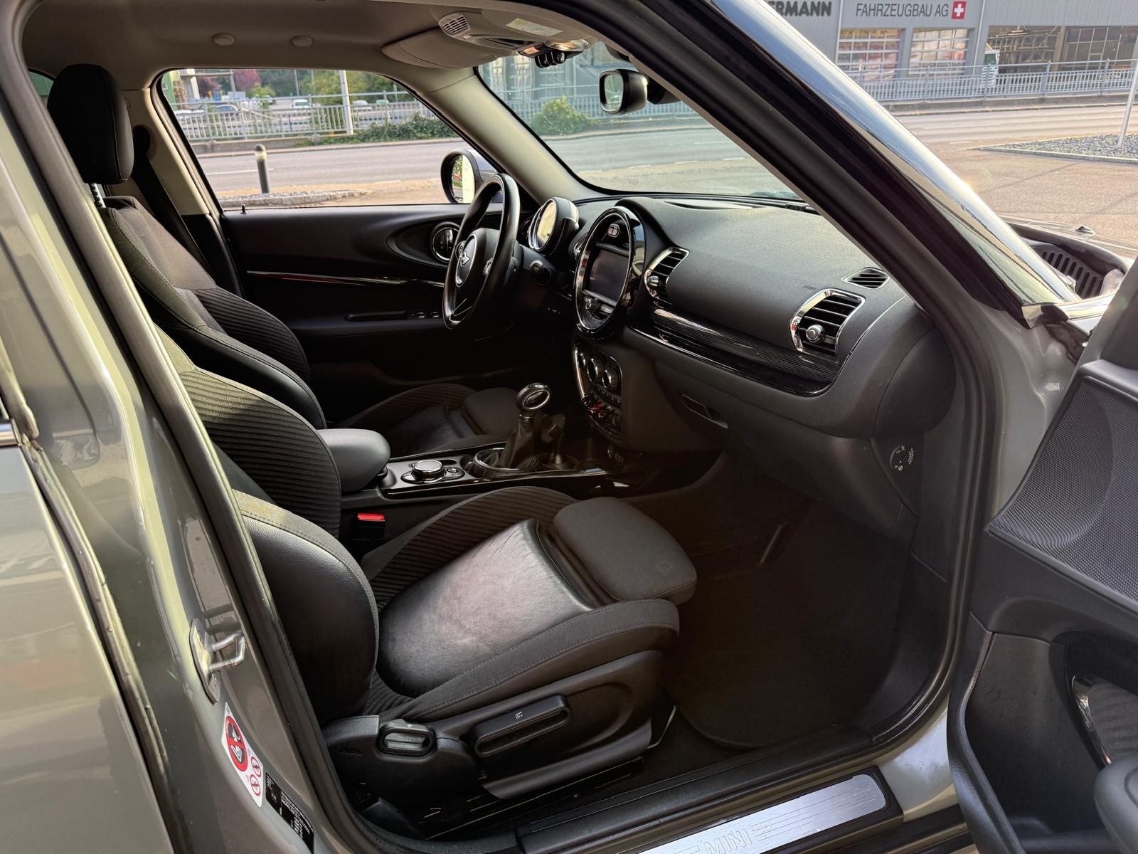 MINI Clubman Cooper D Steptronic-image-16