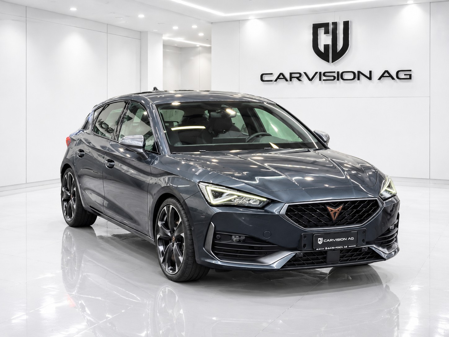 CUPRA LEON VZ 2.0 TSI DSG-image-2