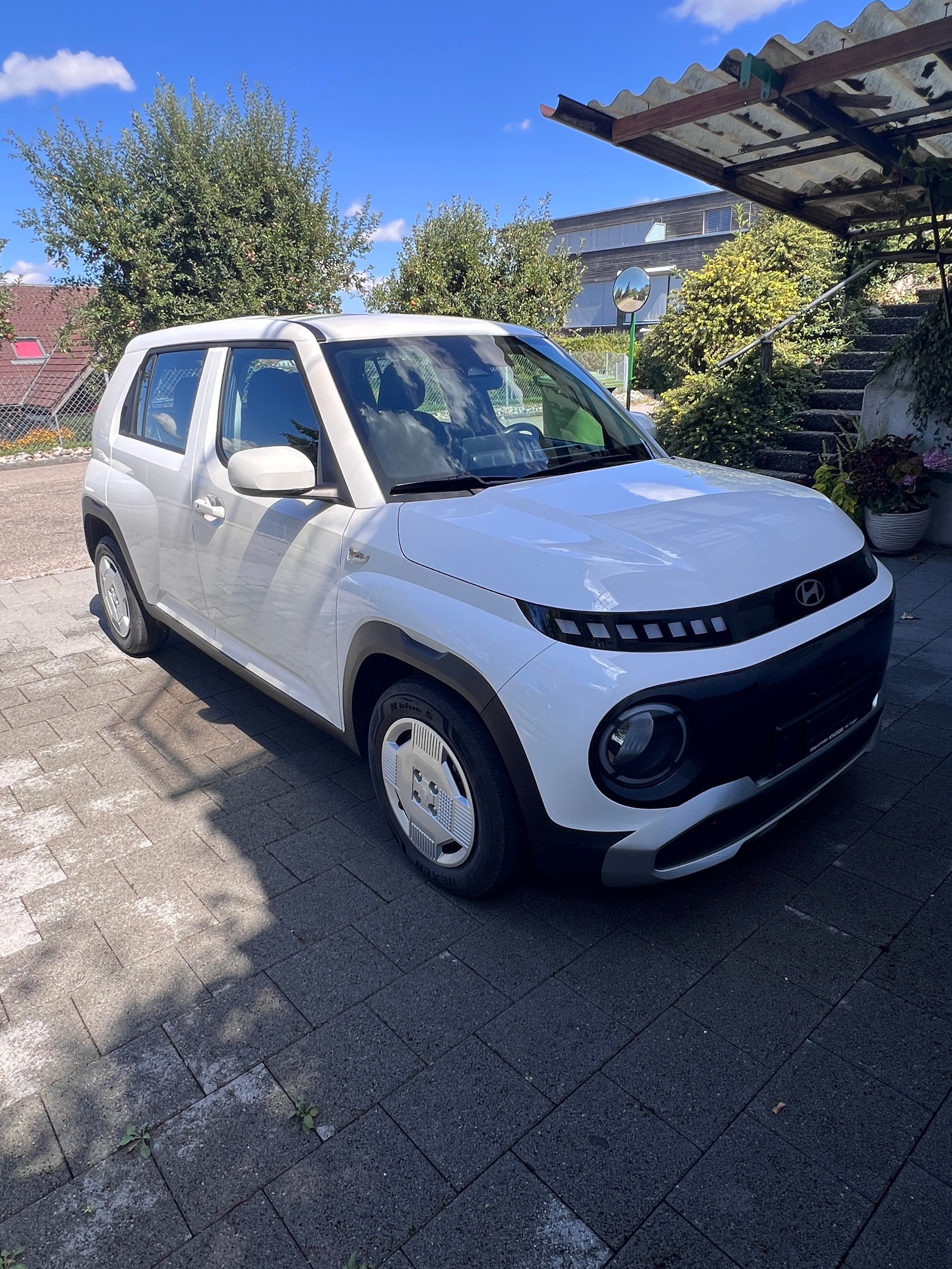 HYUNDAI 42 kWh Electric Origo-image-0