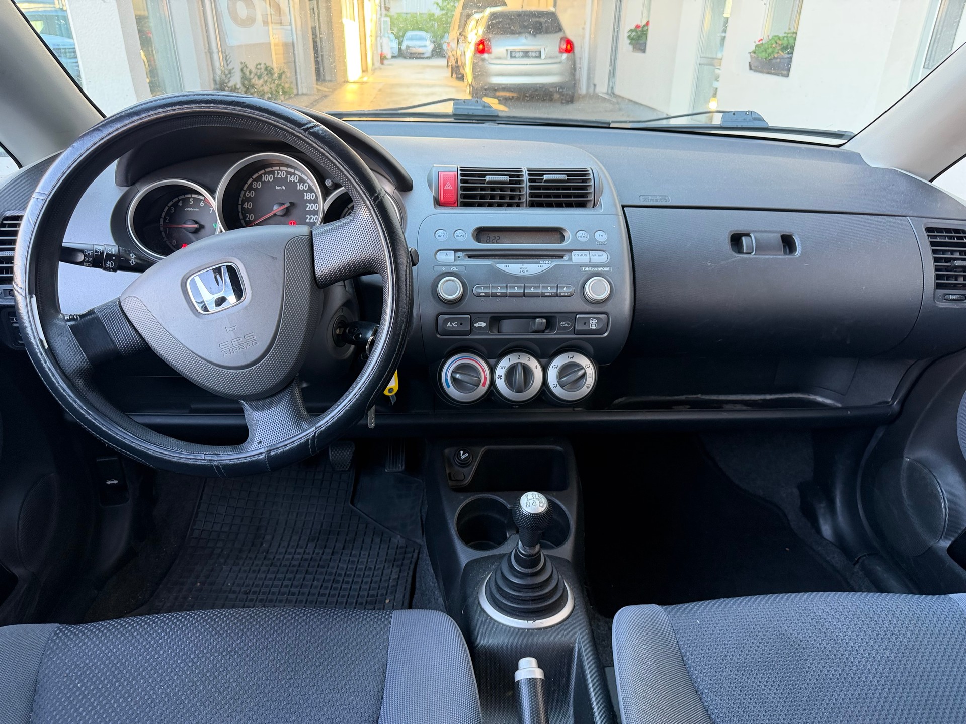 HONDA Jazz 1.4i ES-image-9
