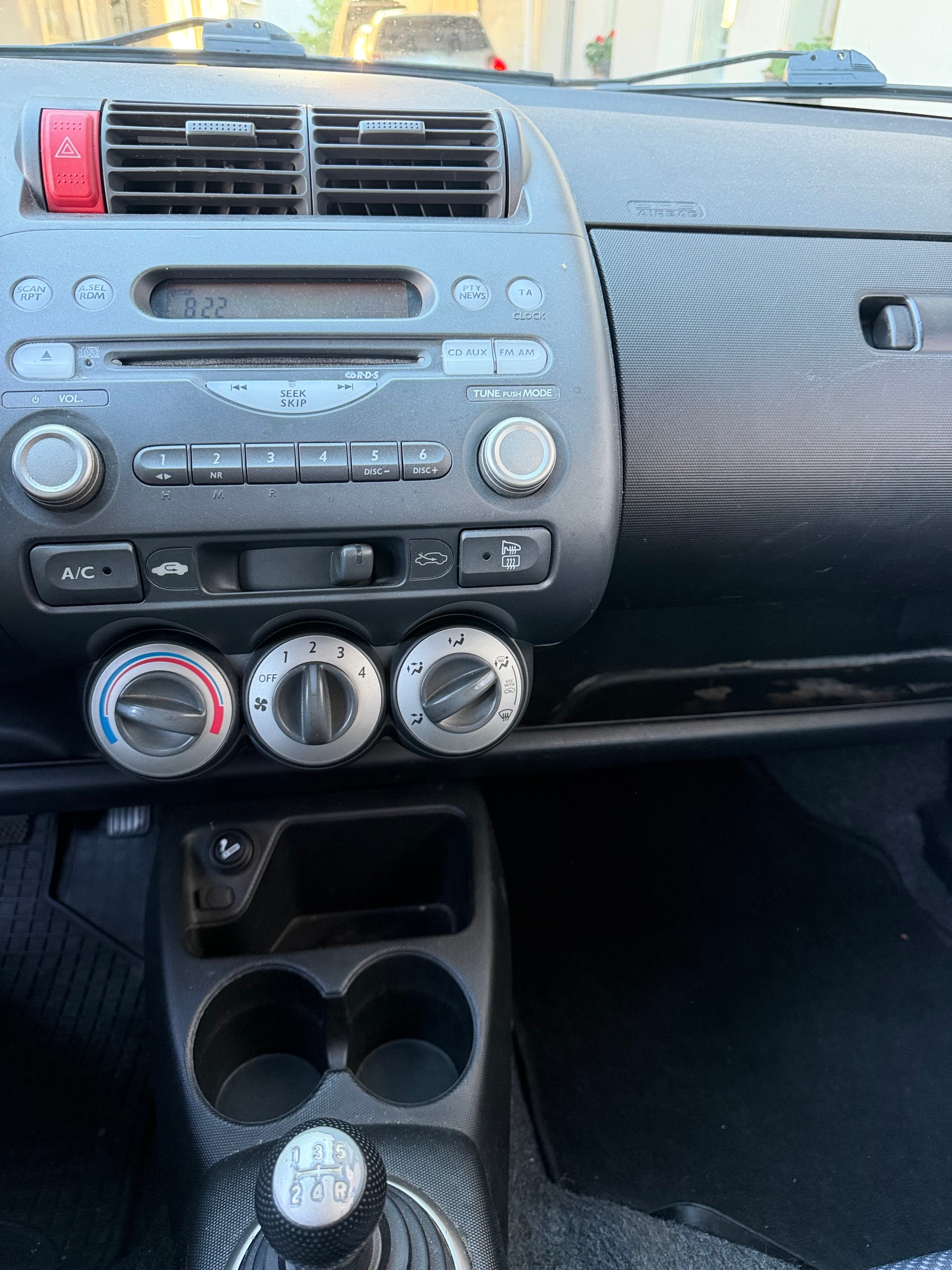 HONDA Jazz 1.4i ES-image-11