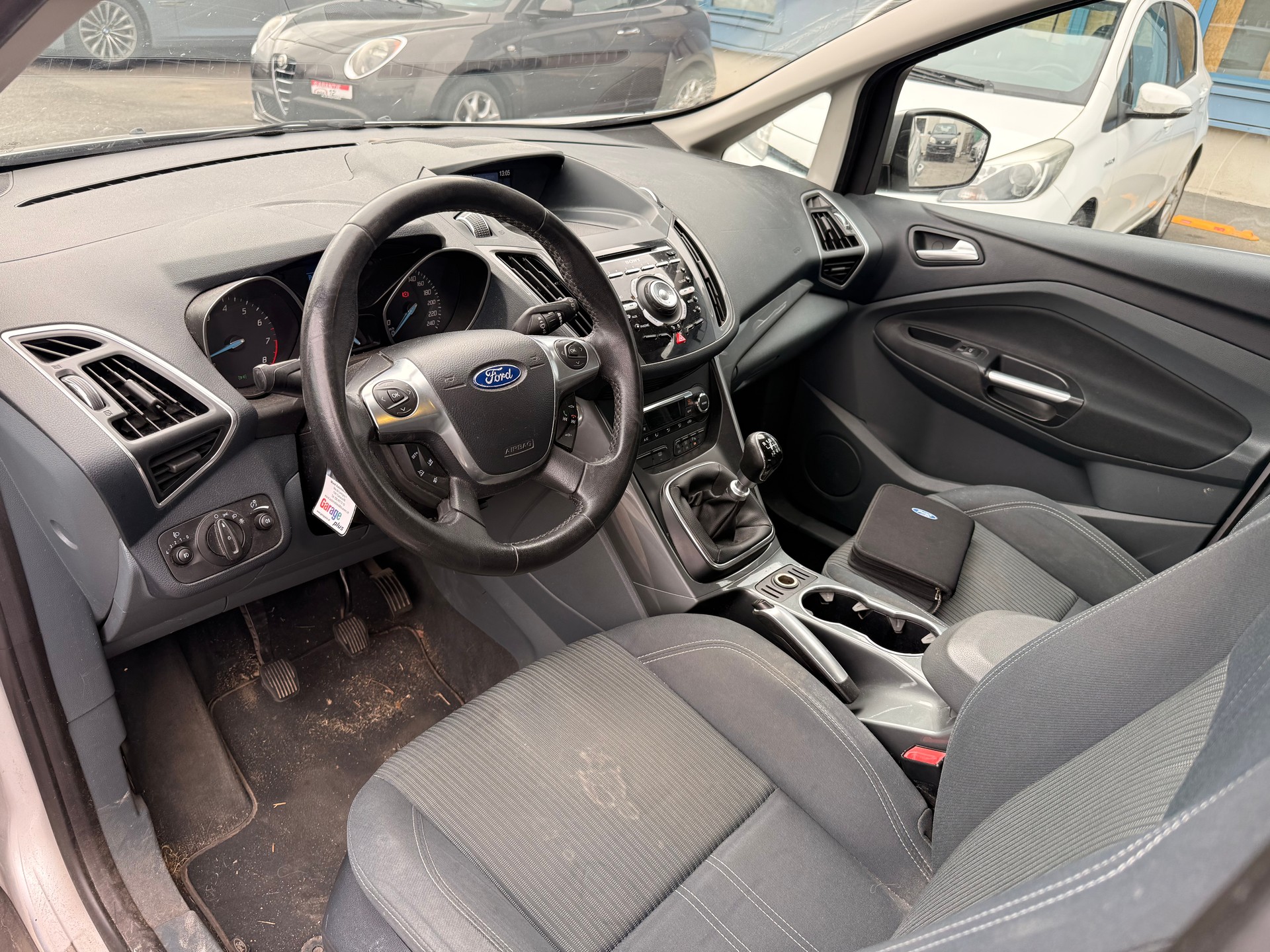 FORD Grand C-Max 1.6 SCTi Titanium-image-6