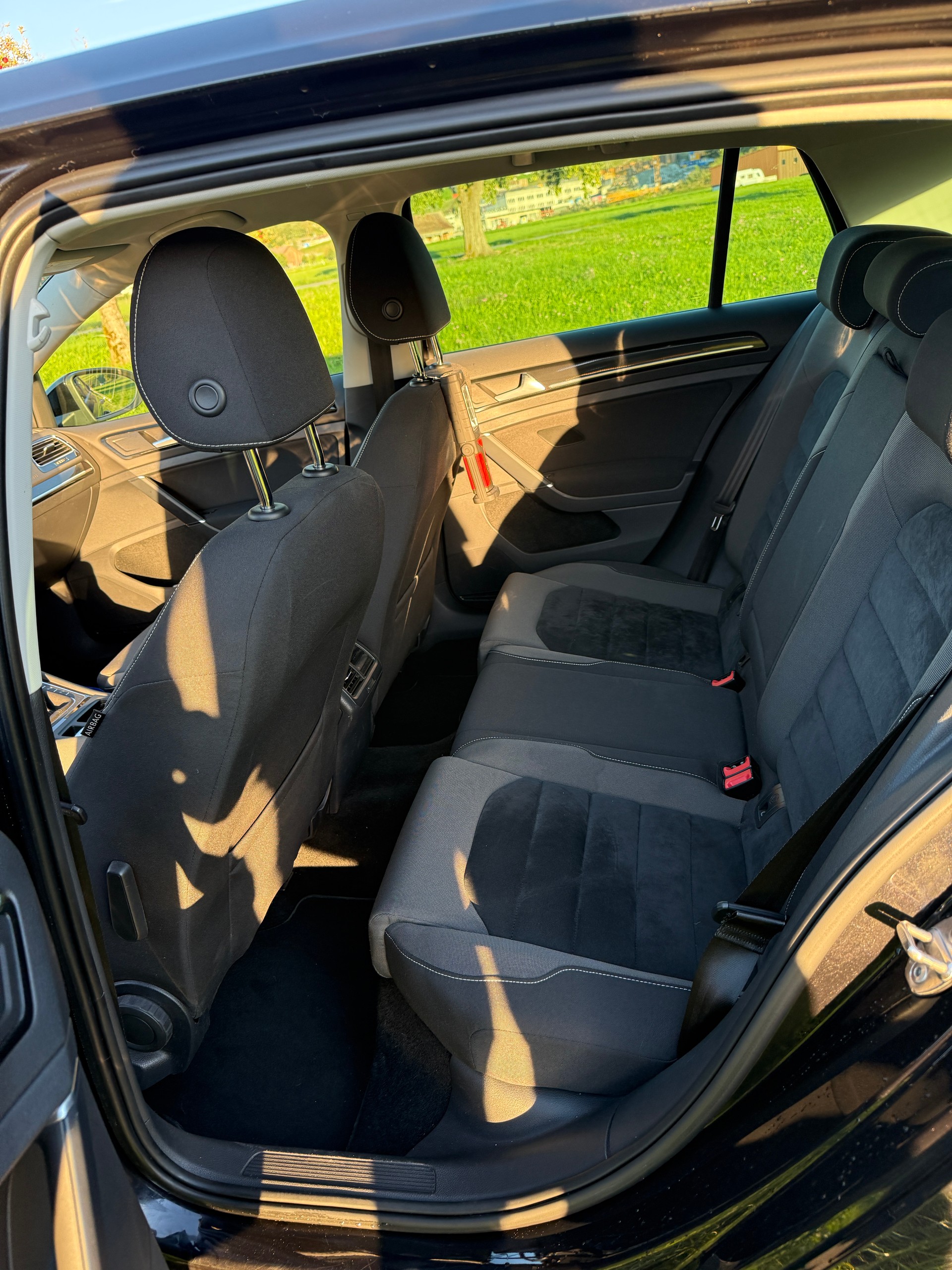 VW 2.0 TDI Highline 4m-image-6