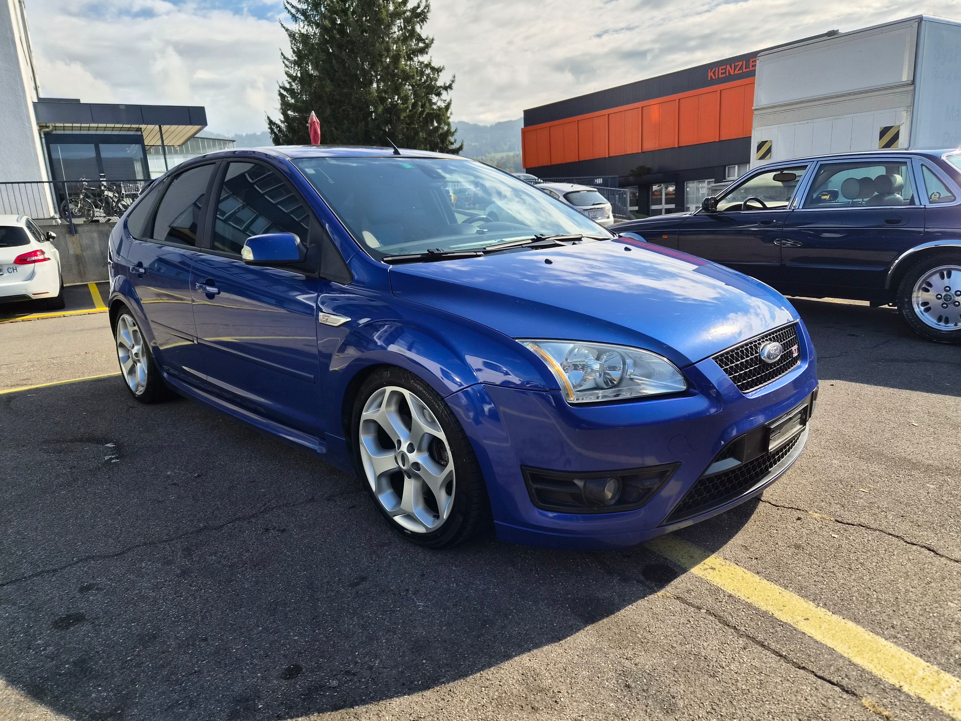 FORD Focus 2.5 Turbo ST-showroom-element-2