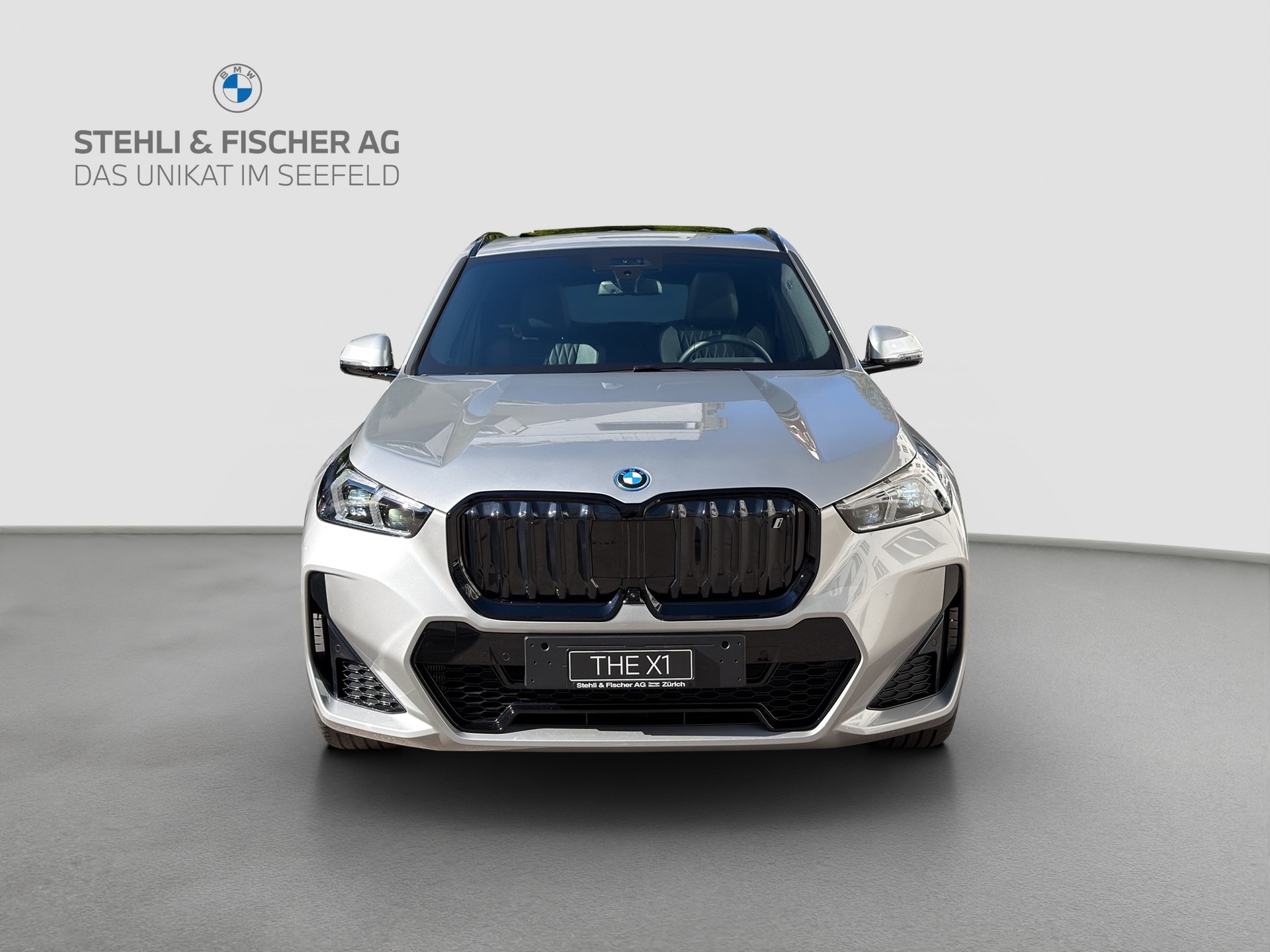 BMW iX1 xDrive 30 M Sport-image-1
