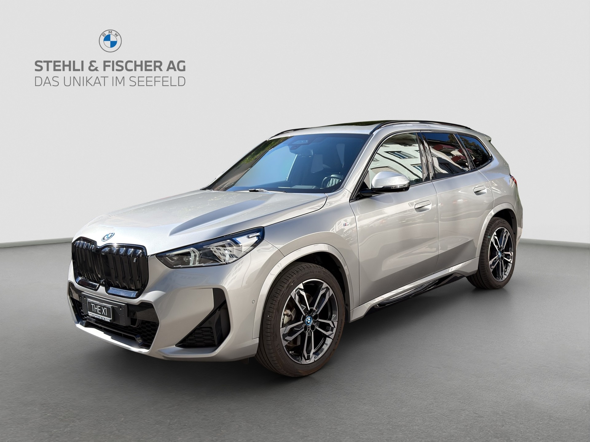 BMW iX1 xDrive 30 M Sport-image-0