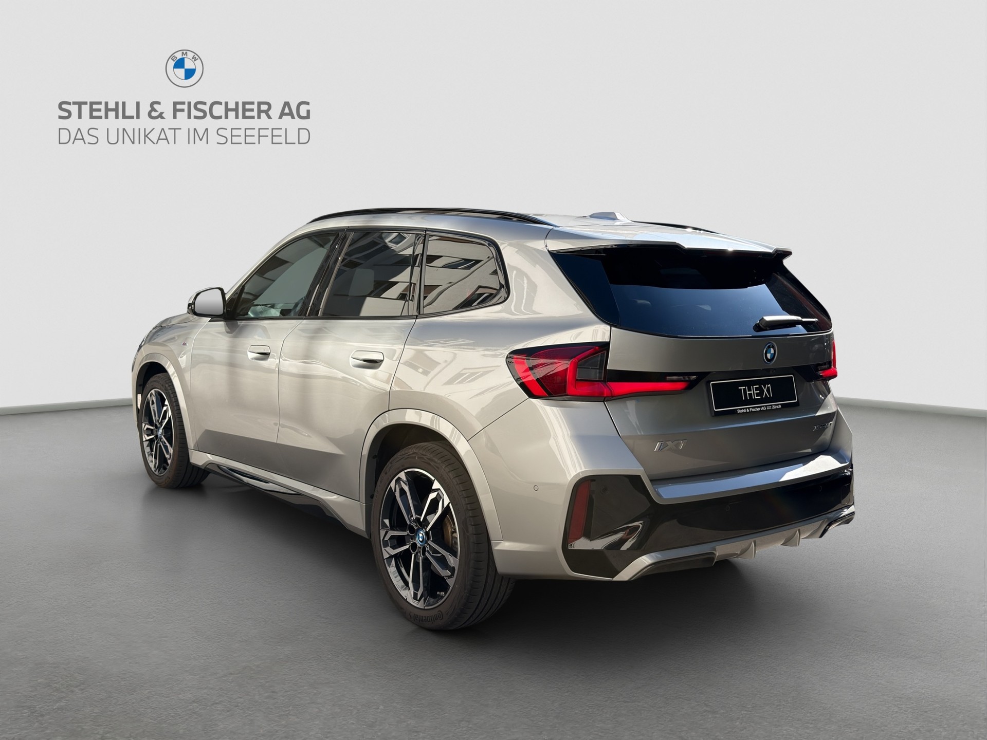 BMW iX1 xDrive 30 M Sport-image-3