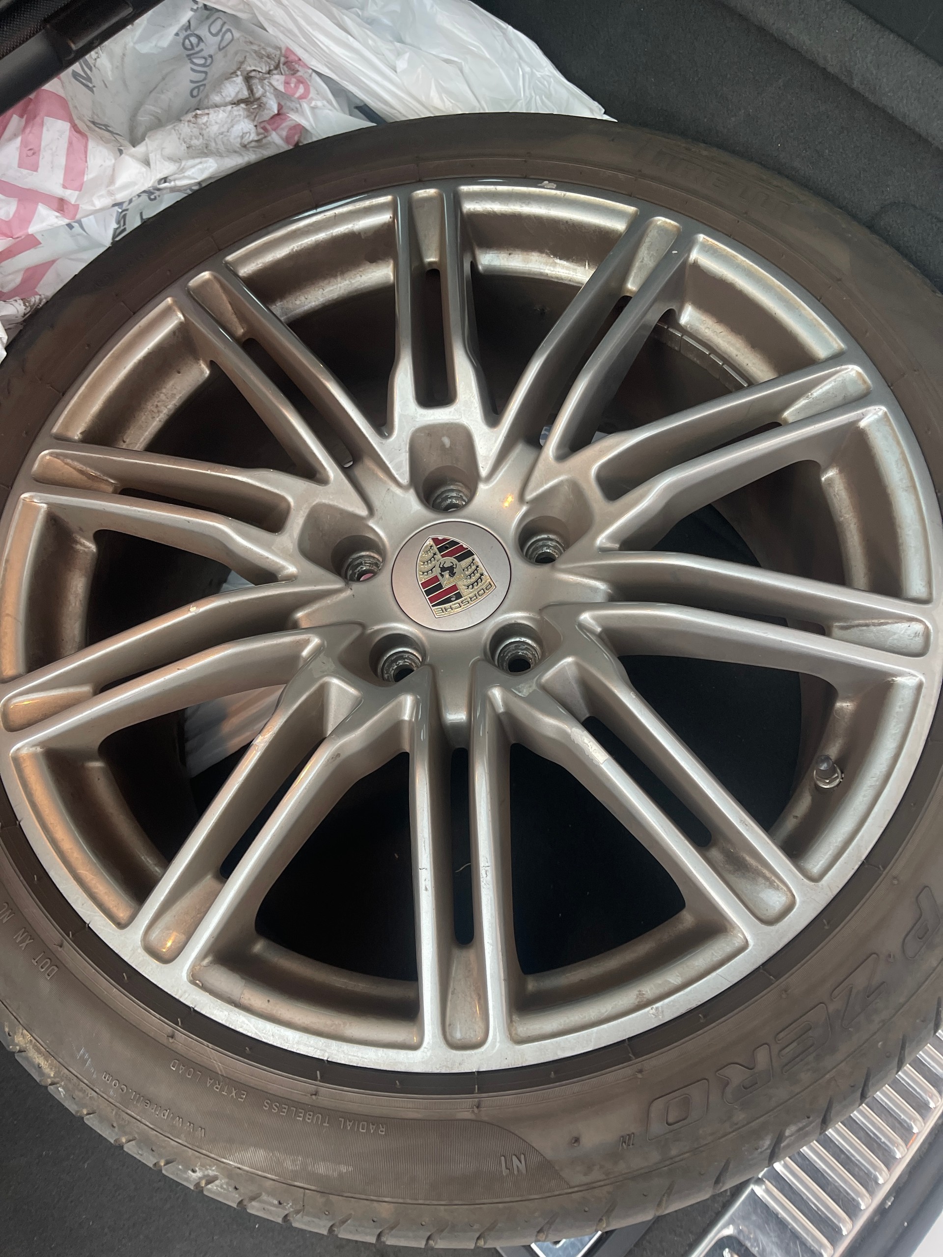PORSCHE Cayenne S-image-4