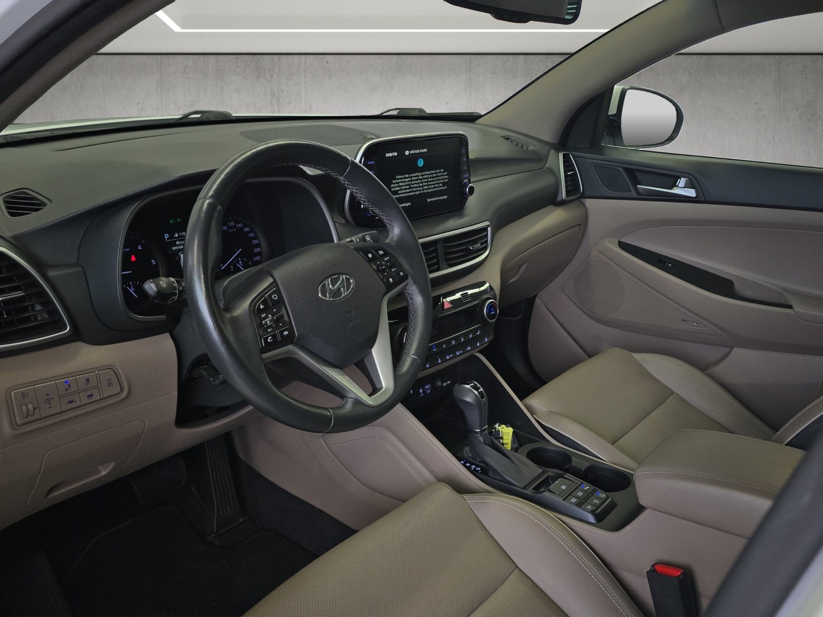 HYUNDAI Tucson 2.0 CRDI Vertex Mild Hybrid 4WD Automatic-image-9