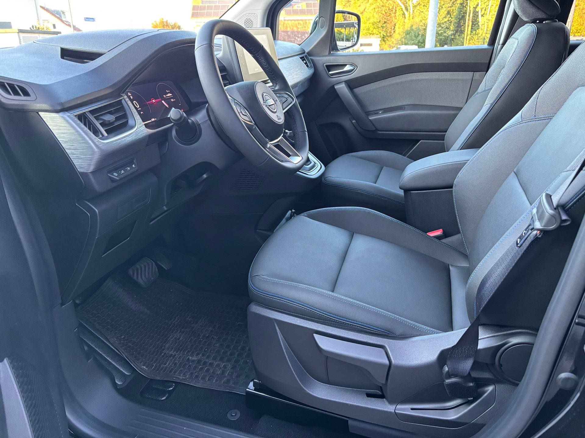 NISSAN Townstar Kombi L1 Tekna Automat-image-9