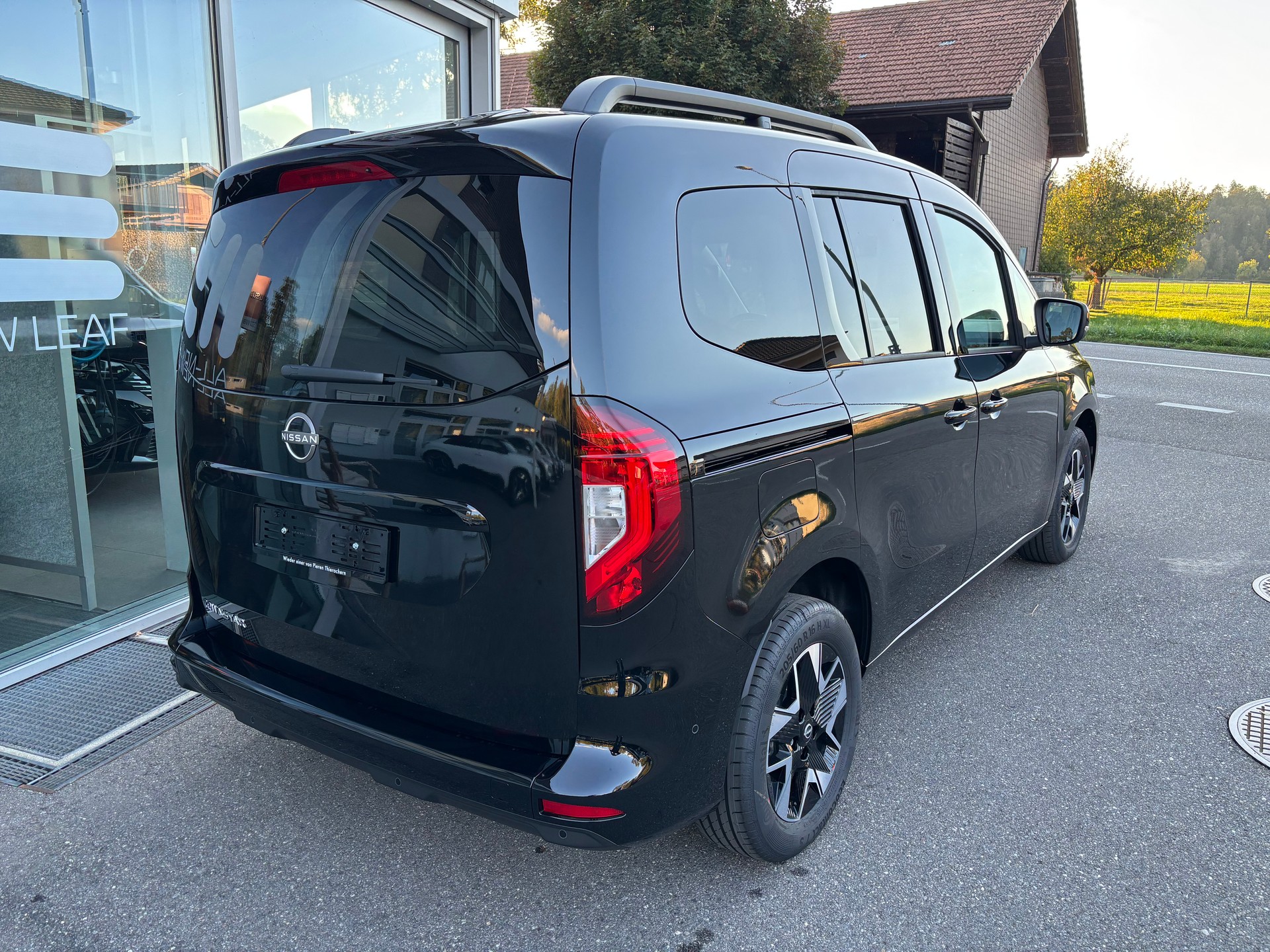 NISSAN Townstar Kombi L1 Tekna Automat-image-3