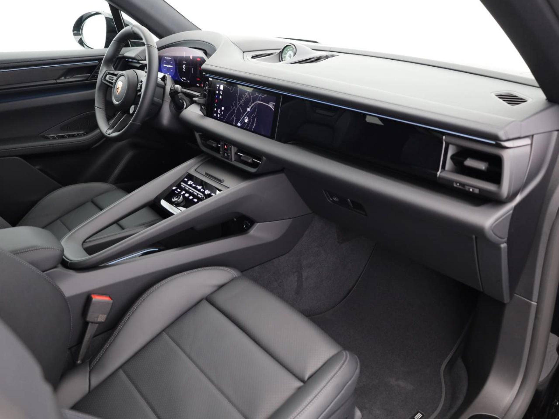 PORSCHE Macan GTS-image-14