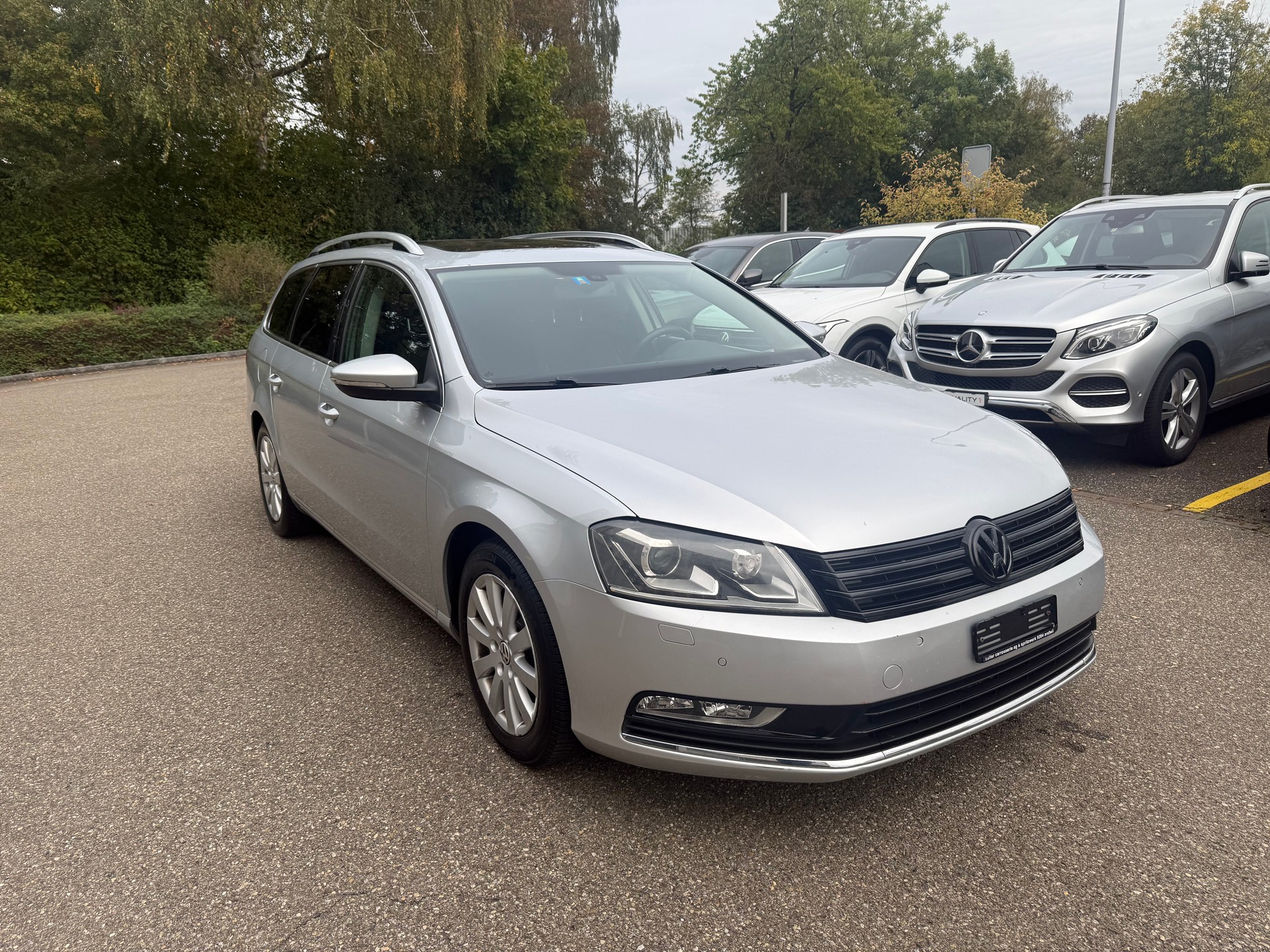 VW Passat Variant 2.0 TDI BMT Trendline DSG-image-2