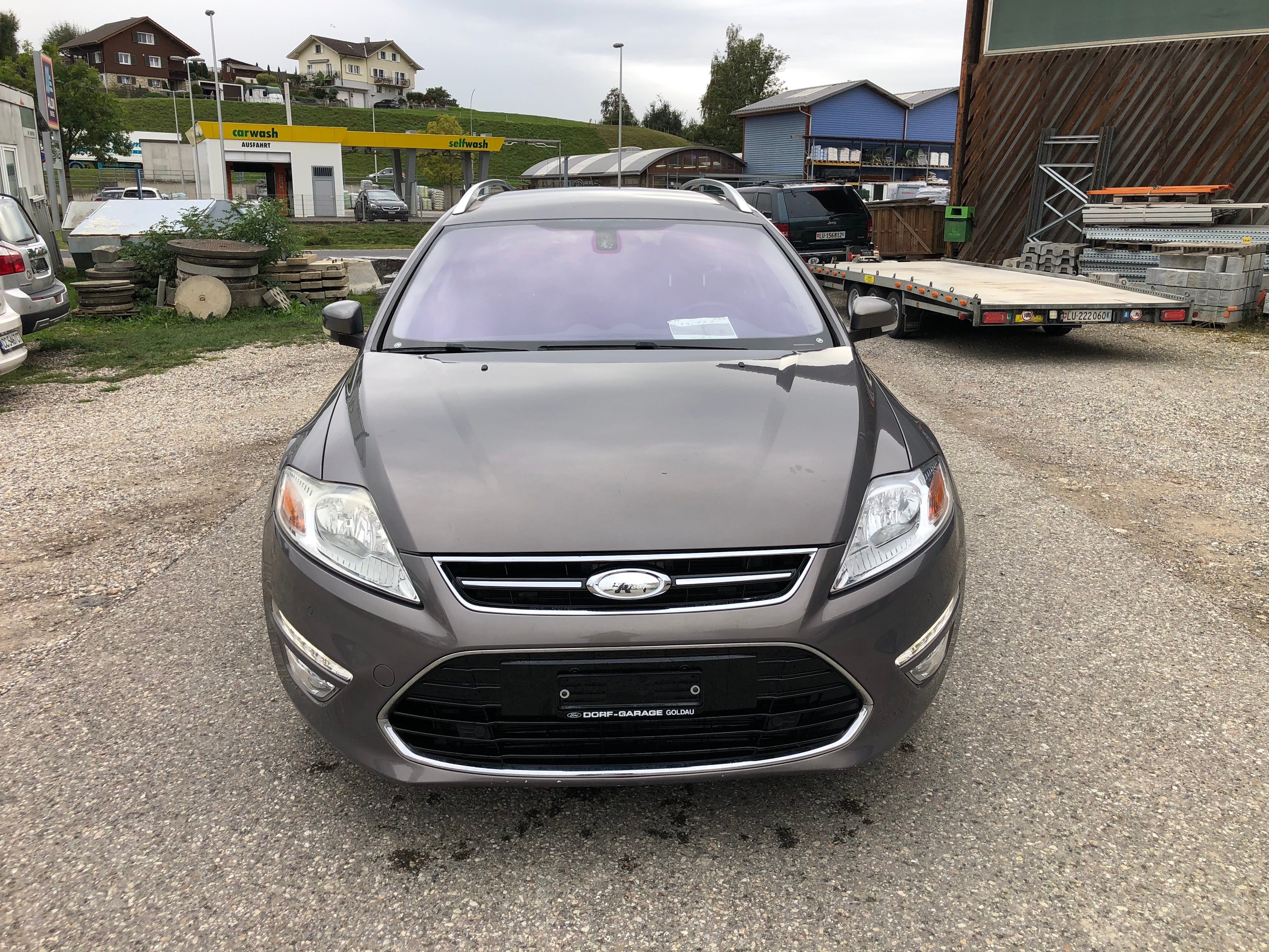 Car photo