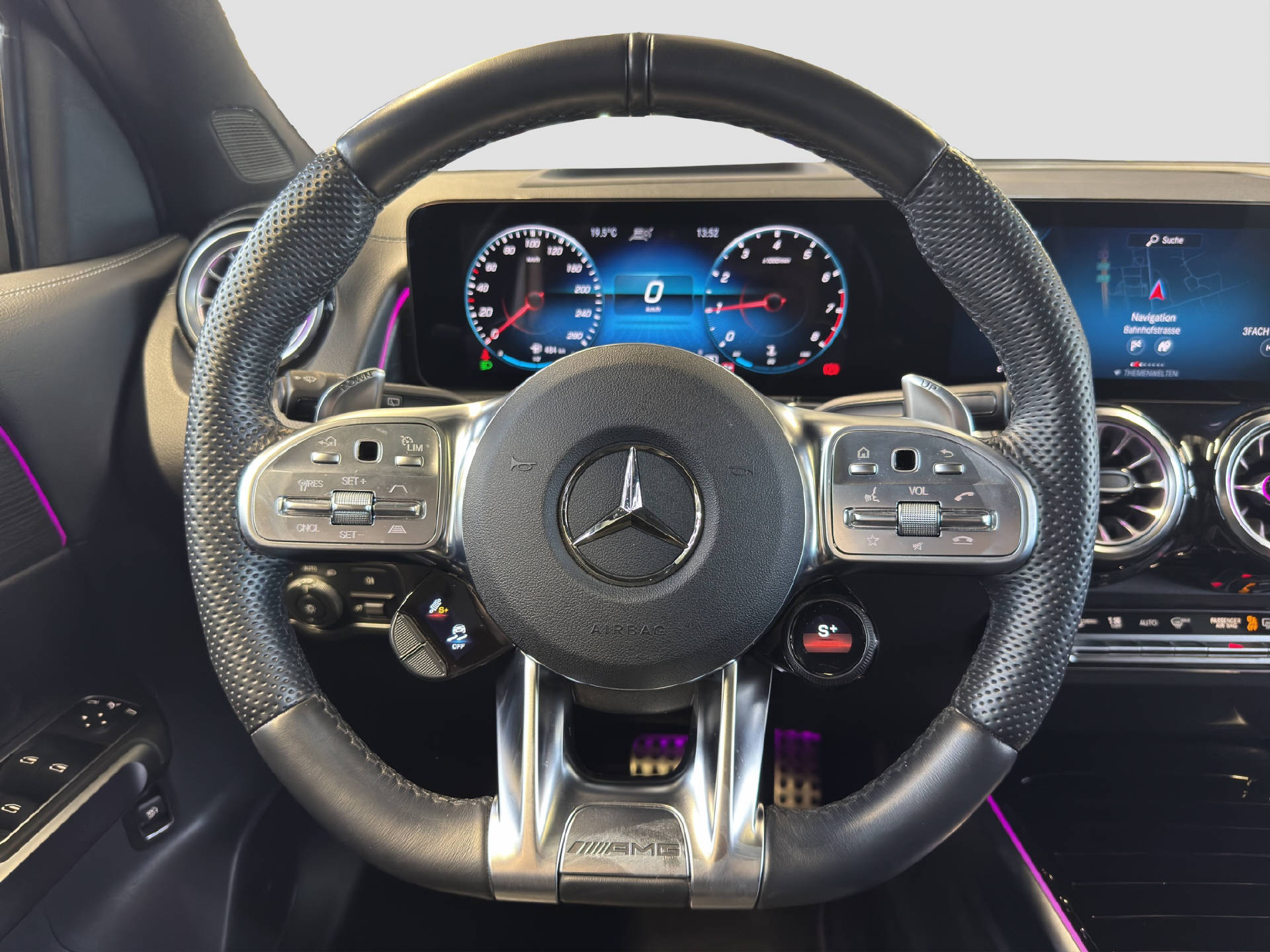 MERCEDES-BENZ GLB 35 AMG 4MATIC-image-8