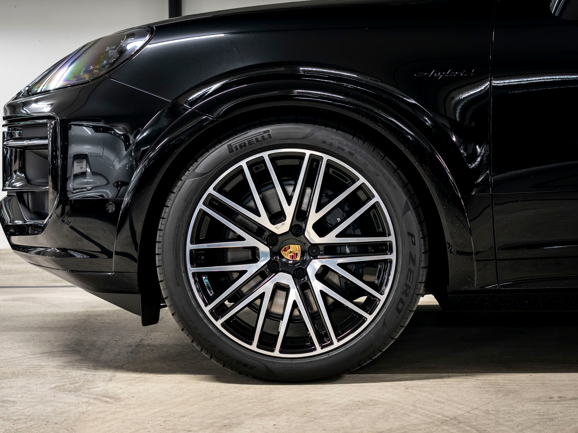 PORSCHE Cayenne Coupé E-Hybrid Black Edition Tiptronic-image-5
