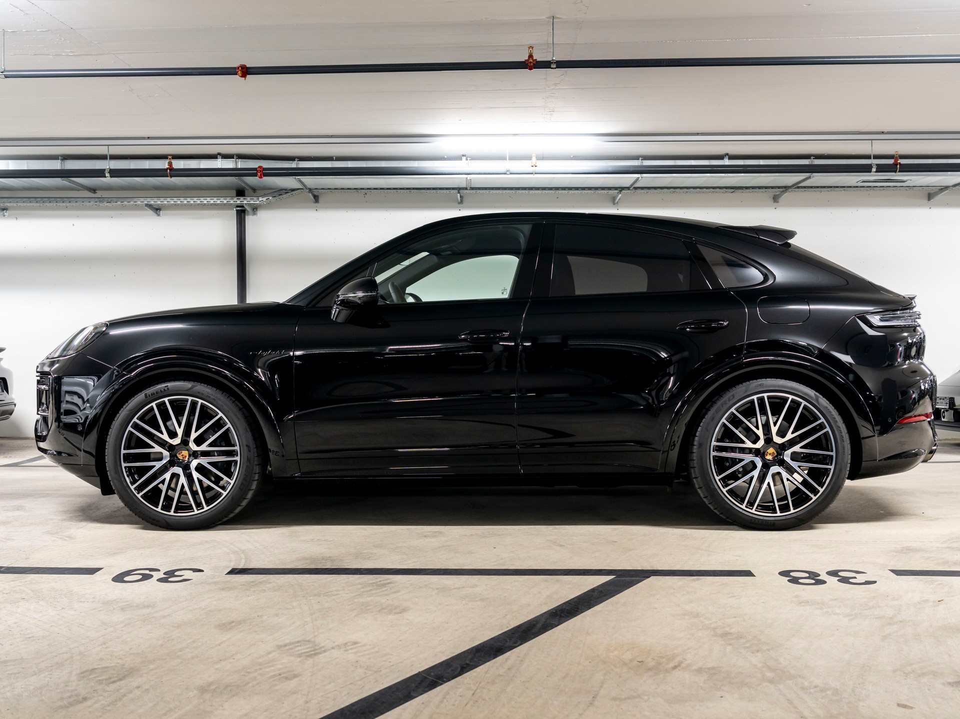 PORSCHE Cayenne Coupé E-Hybrid Black Edition Tiptronic-showroom-element-1