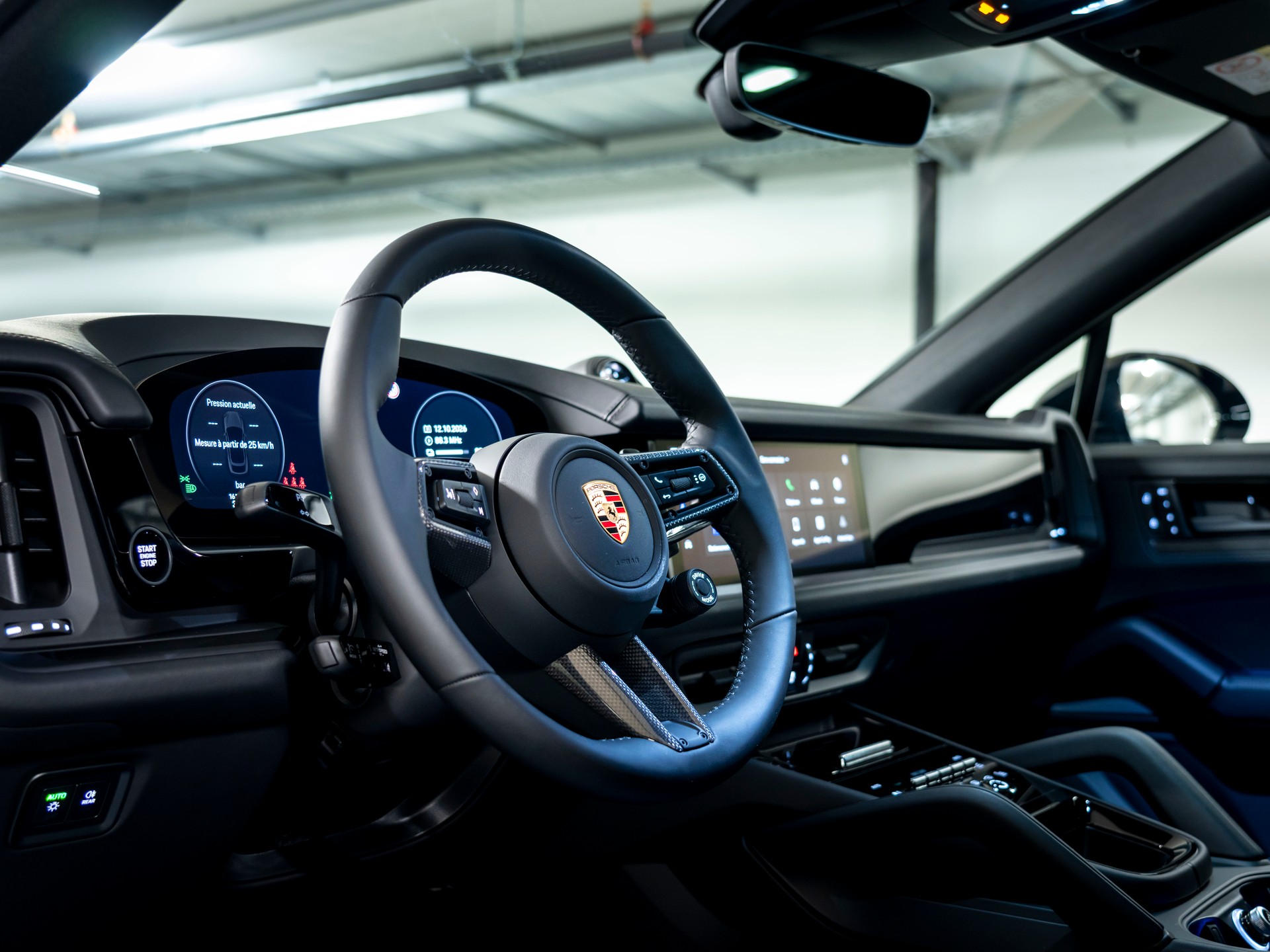 PORSCHE Cayenne Coupé E-Hybrid Black Edition Tiptronic-image-9