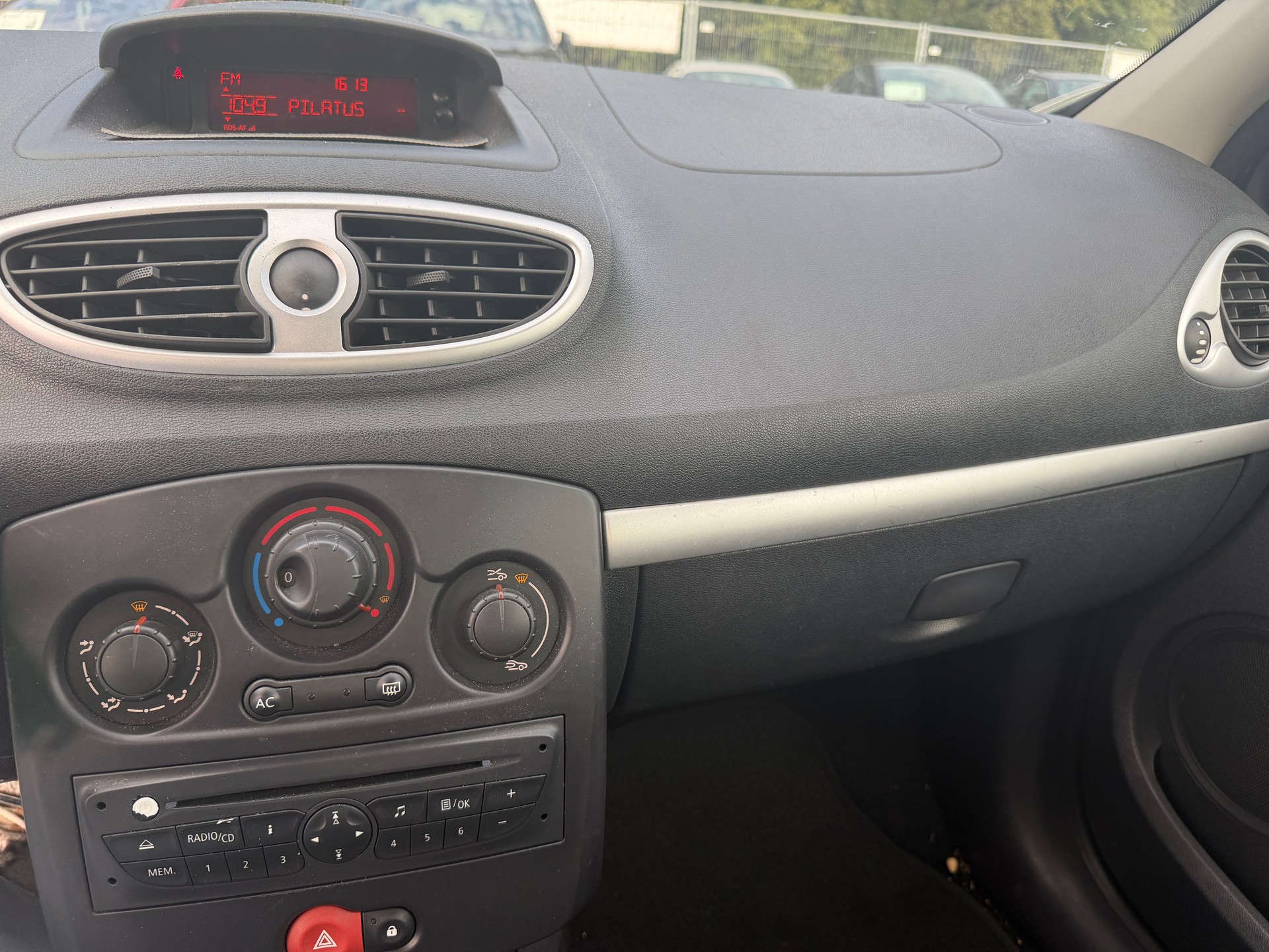 RENAULT Clio Grandtour 1.2-image-7
