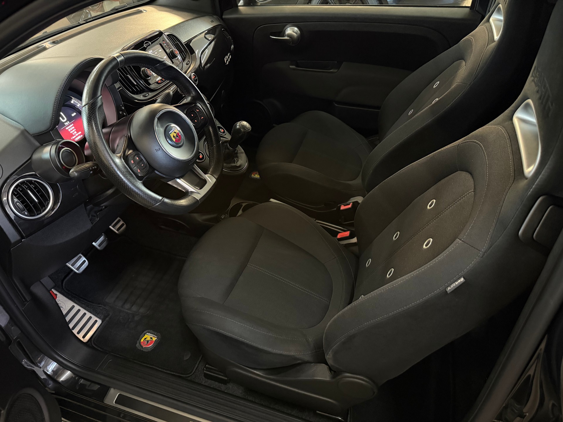 FIAT 595 1.4 16V Turbo Abarth-image-9