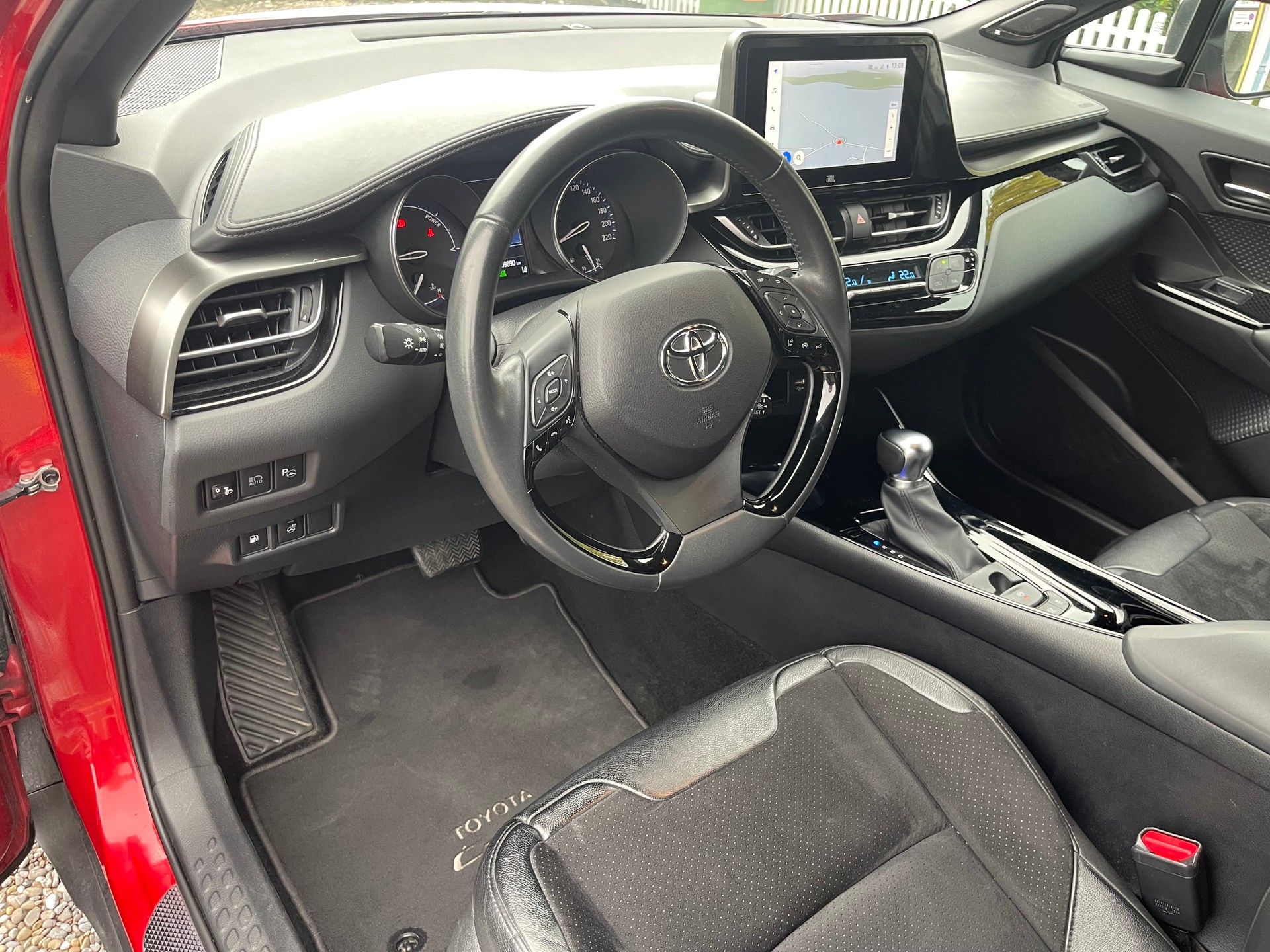 TOYOTA C-HR 2.0 HSD CVT Move-image-7