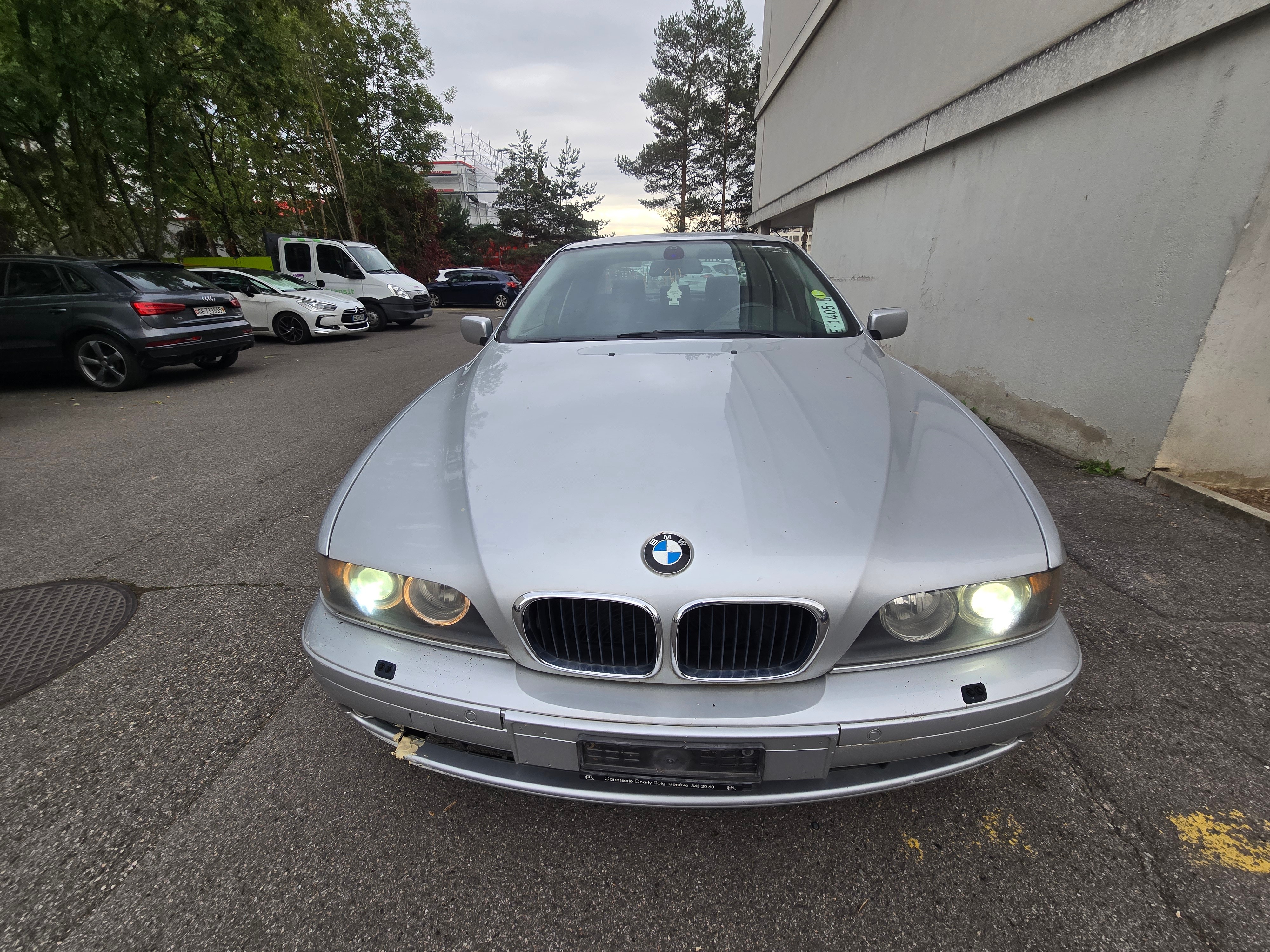 Car photo