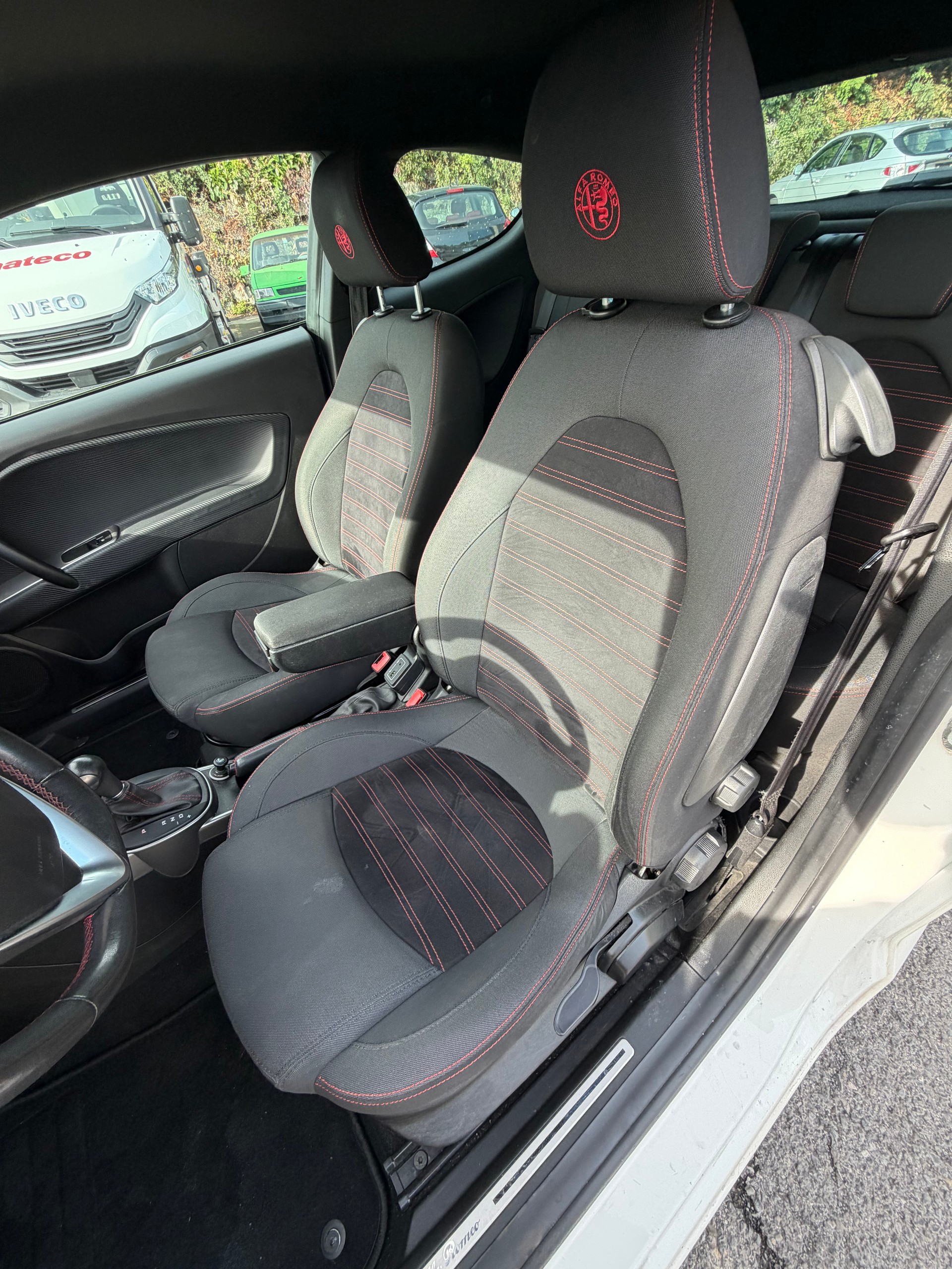 ALFA ROMEO MiTo 1.4 TB Distinctive TCT-image-3
