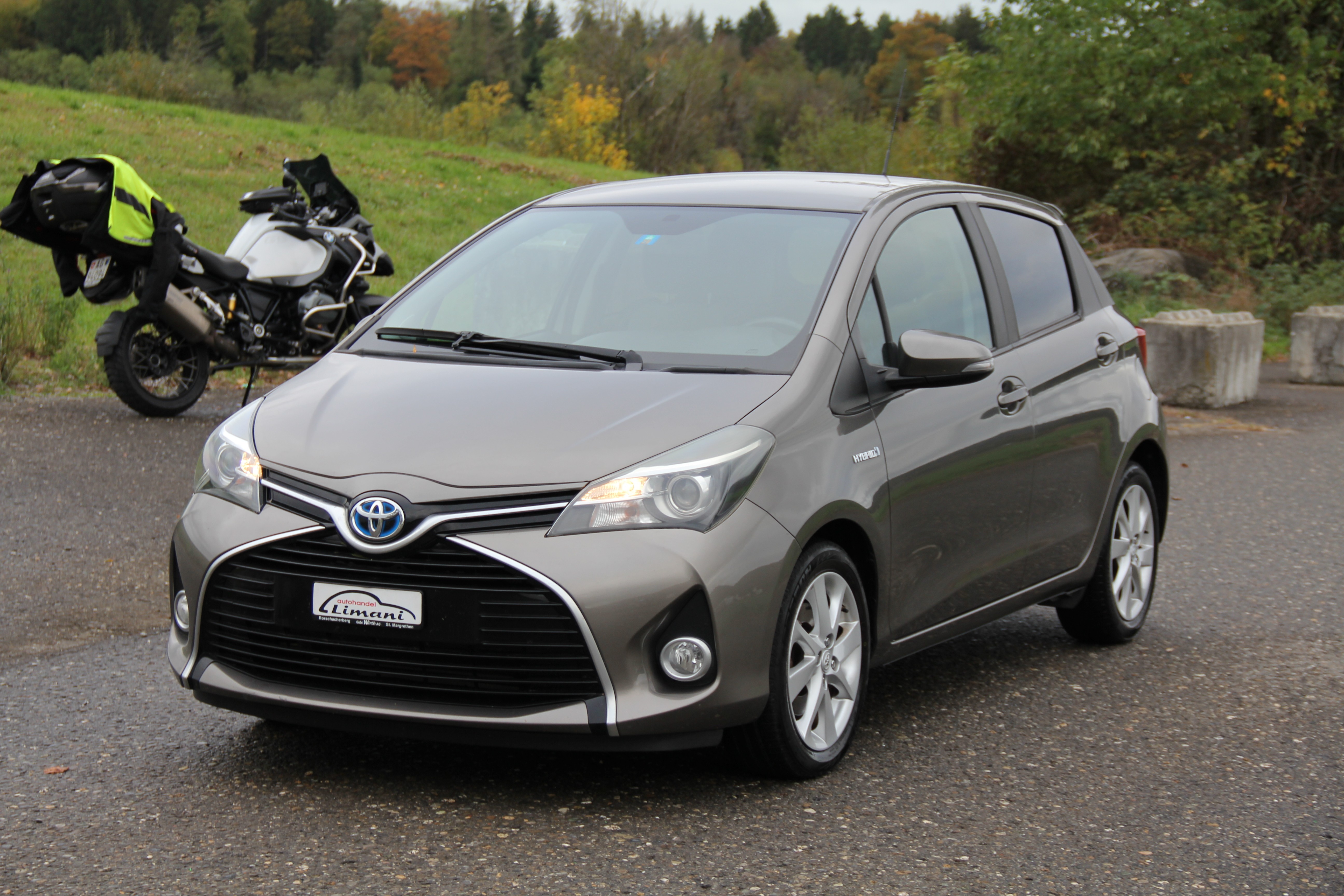 Car photo