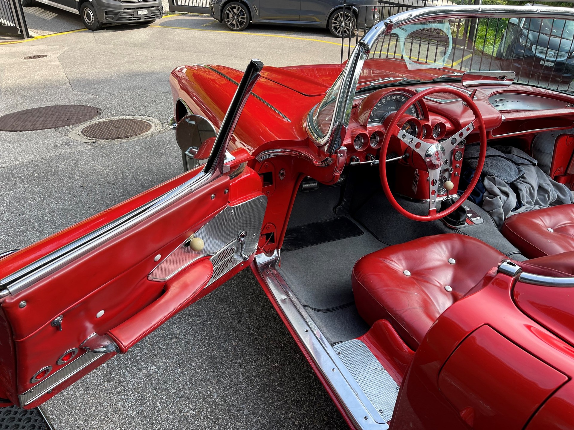 CHEVROLET CORVETTE C1-image-12