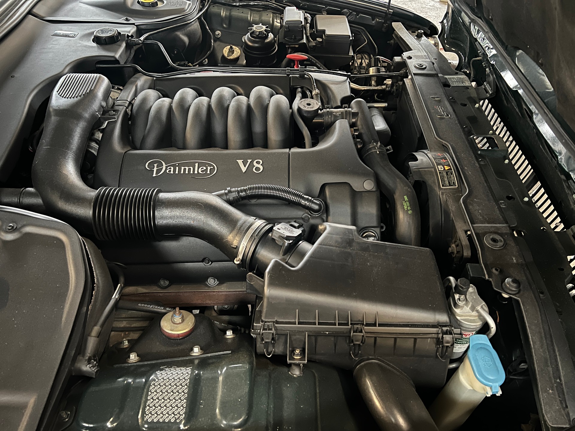 DAIMLER V8 4.0 Langversion restauriert Neuzustand!-image-5