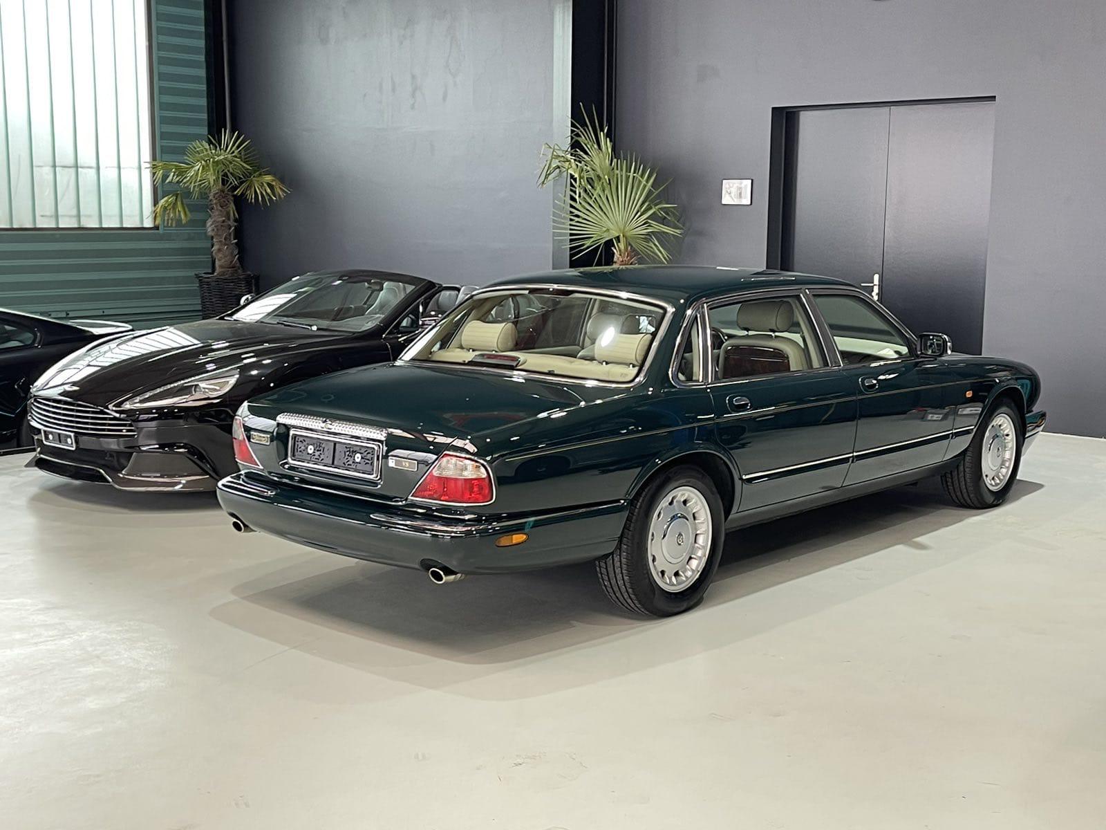DAIMLER V8 4.0 Langversion restauriert Neuzustand!-image-13
