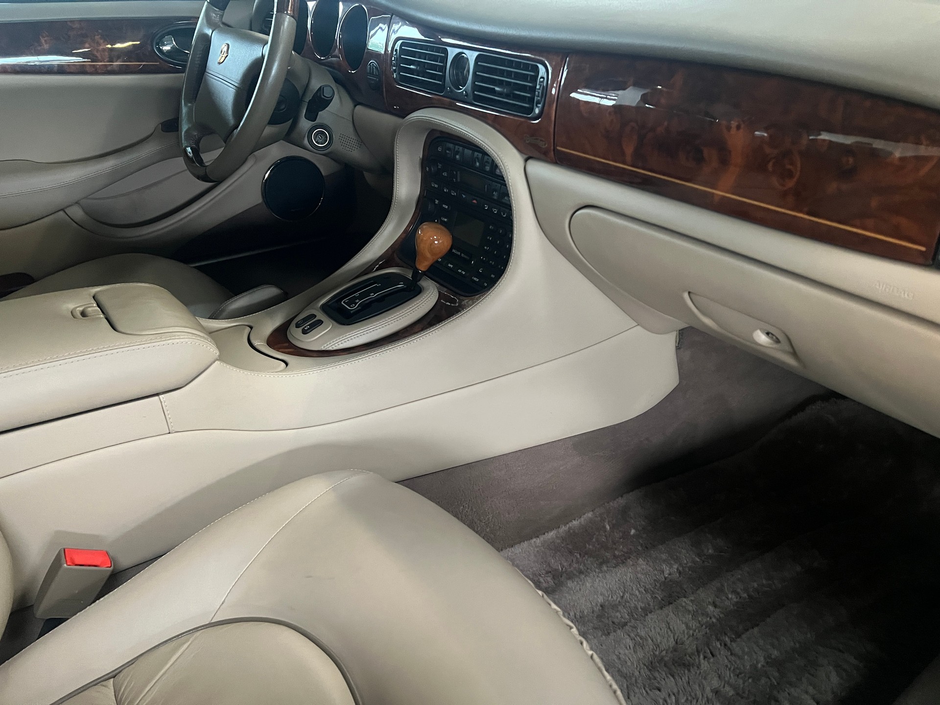 DAIMLER V8 4.0 Langversion restauriert Neuzustand!-image-7