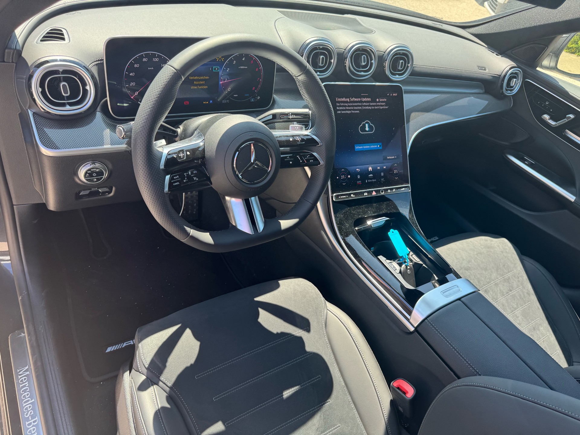 MERCEDES-BENZ C 200 T 4 Matic-image-6