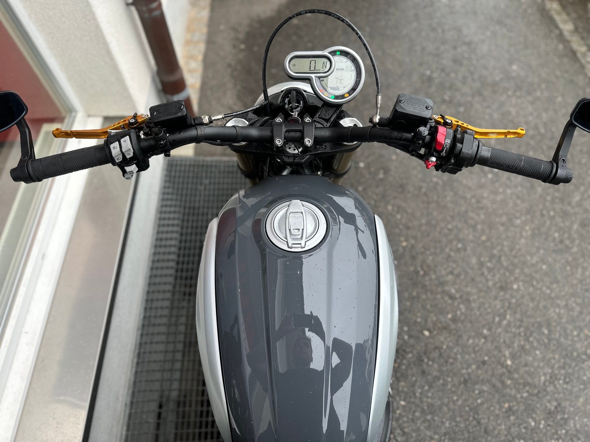 DUCATI Scrambler 1100-image-9