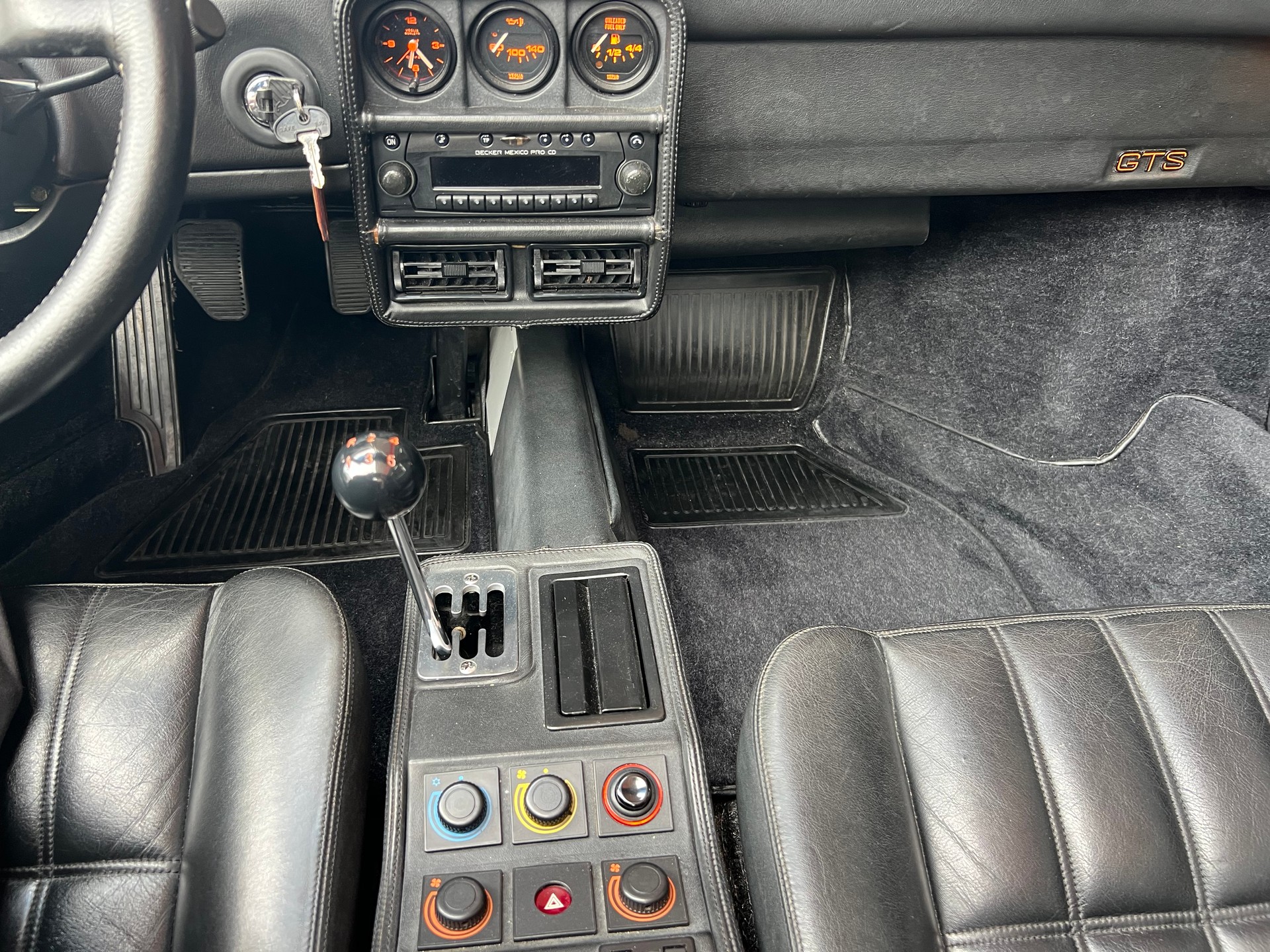 FERRARI 328 GTS-image-6
