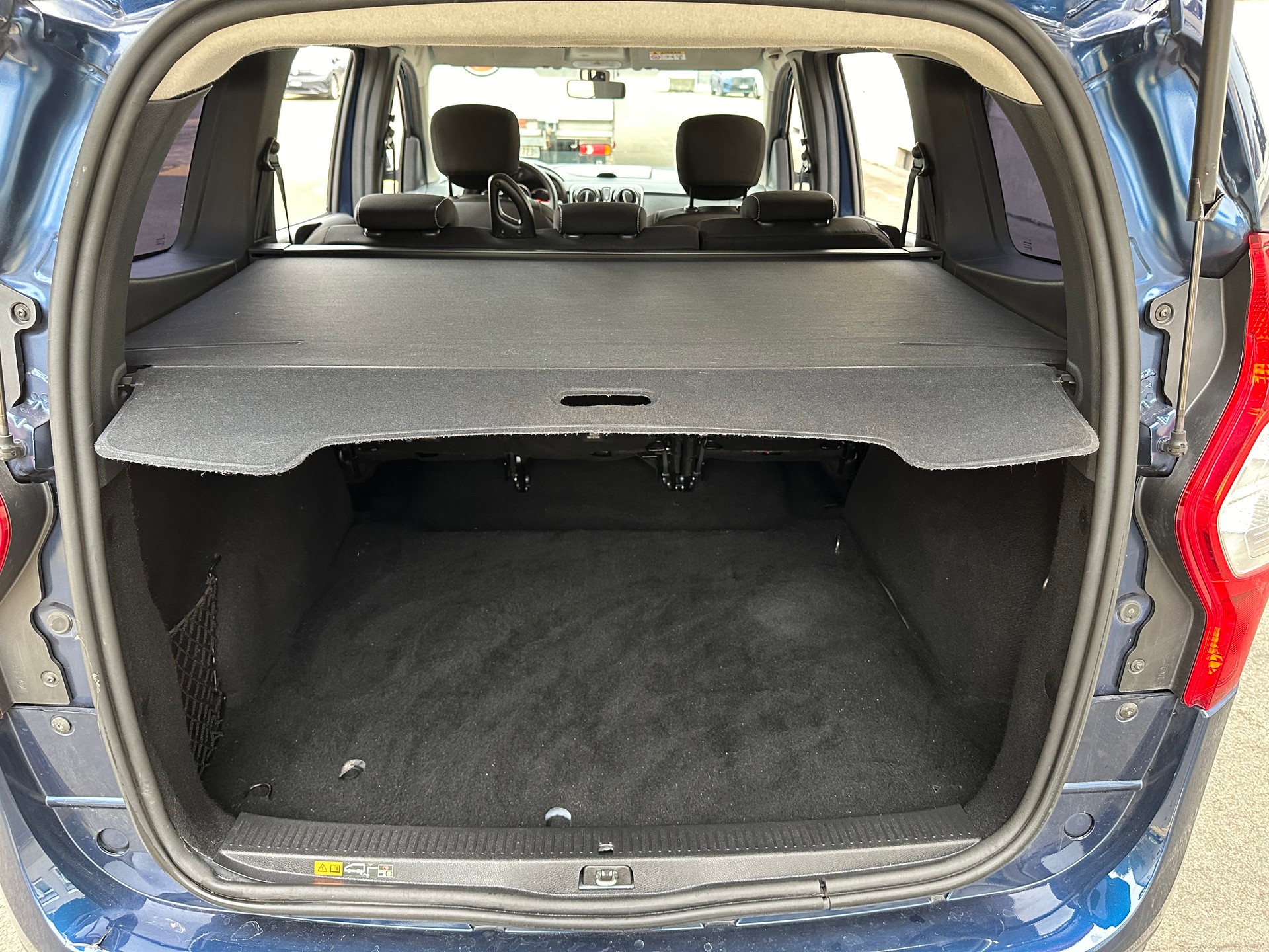 DACIA Lodgy 1.5 dCi Stepway Unlimited 5PL-image-24