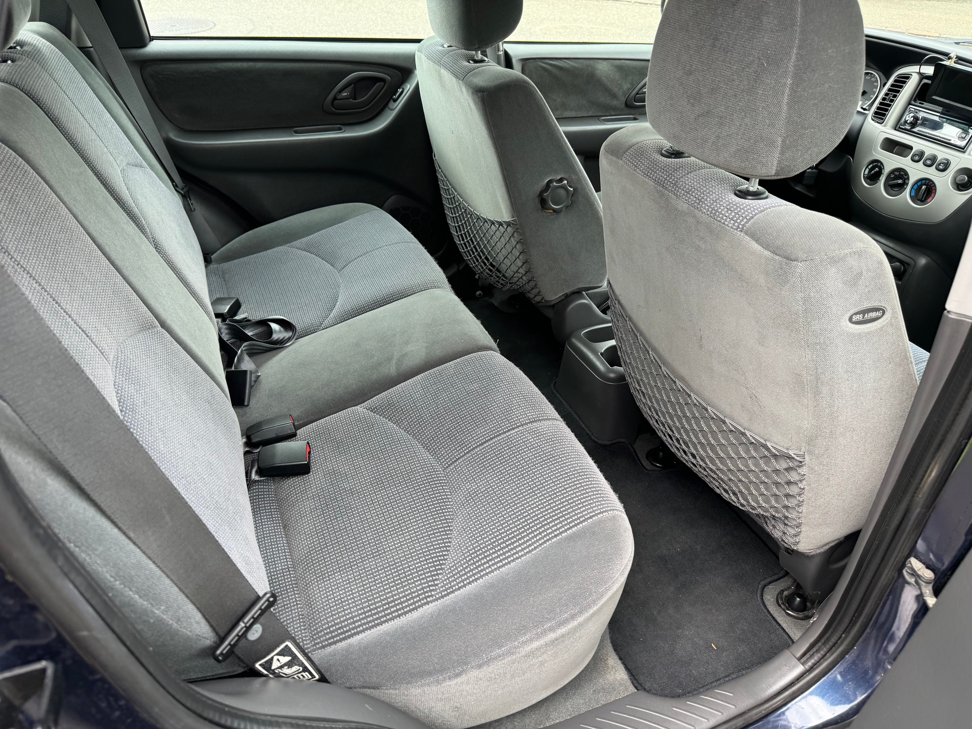 MAZDA Tribute 2.0 16V Comfort-image-9